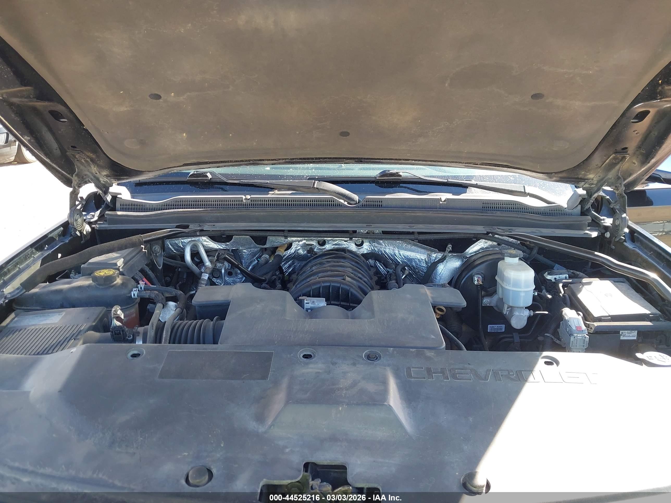 CHEVROLET SUBURBAN image 10