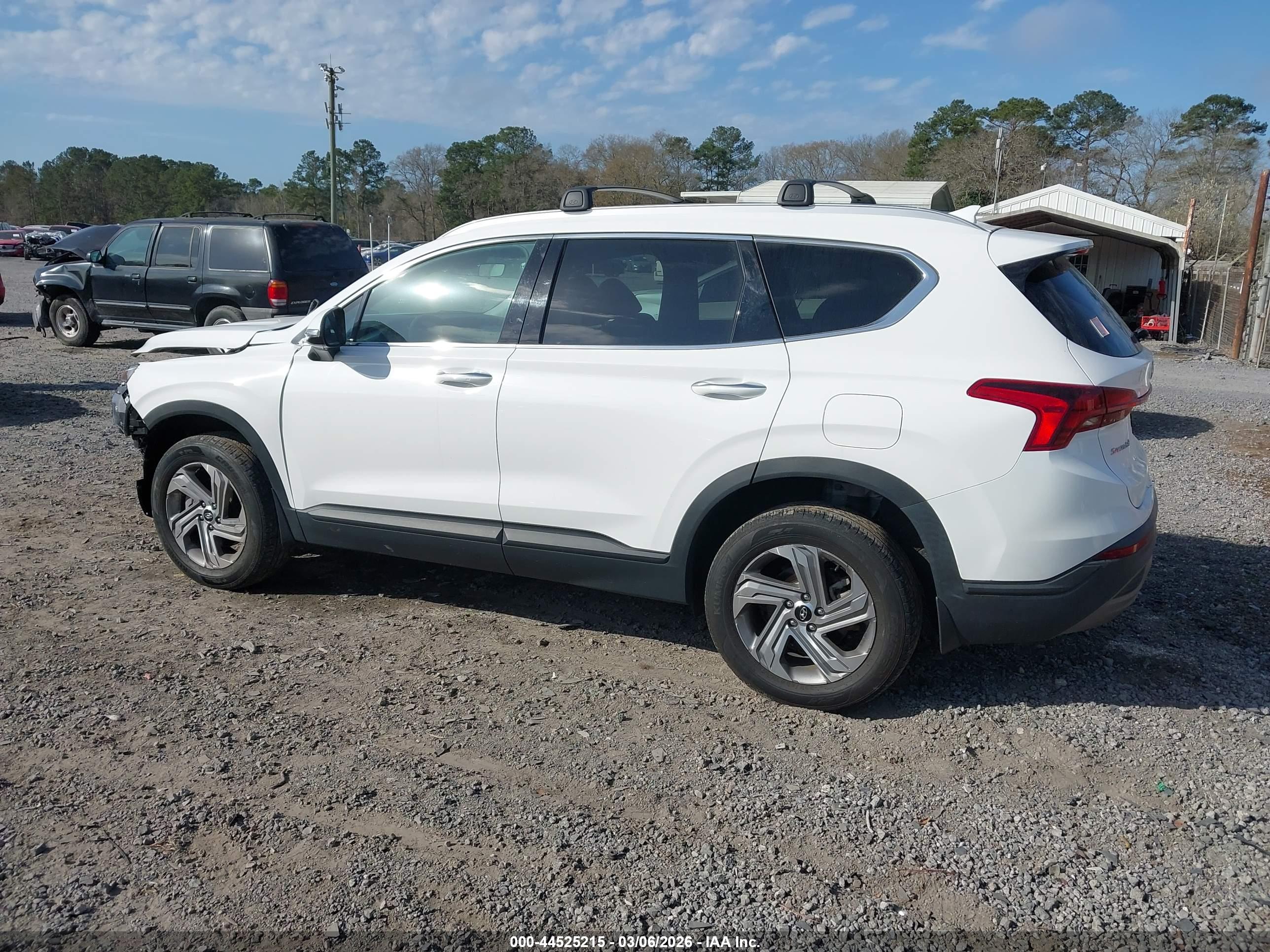 HYUNDAI SANTA image 3