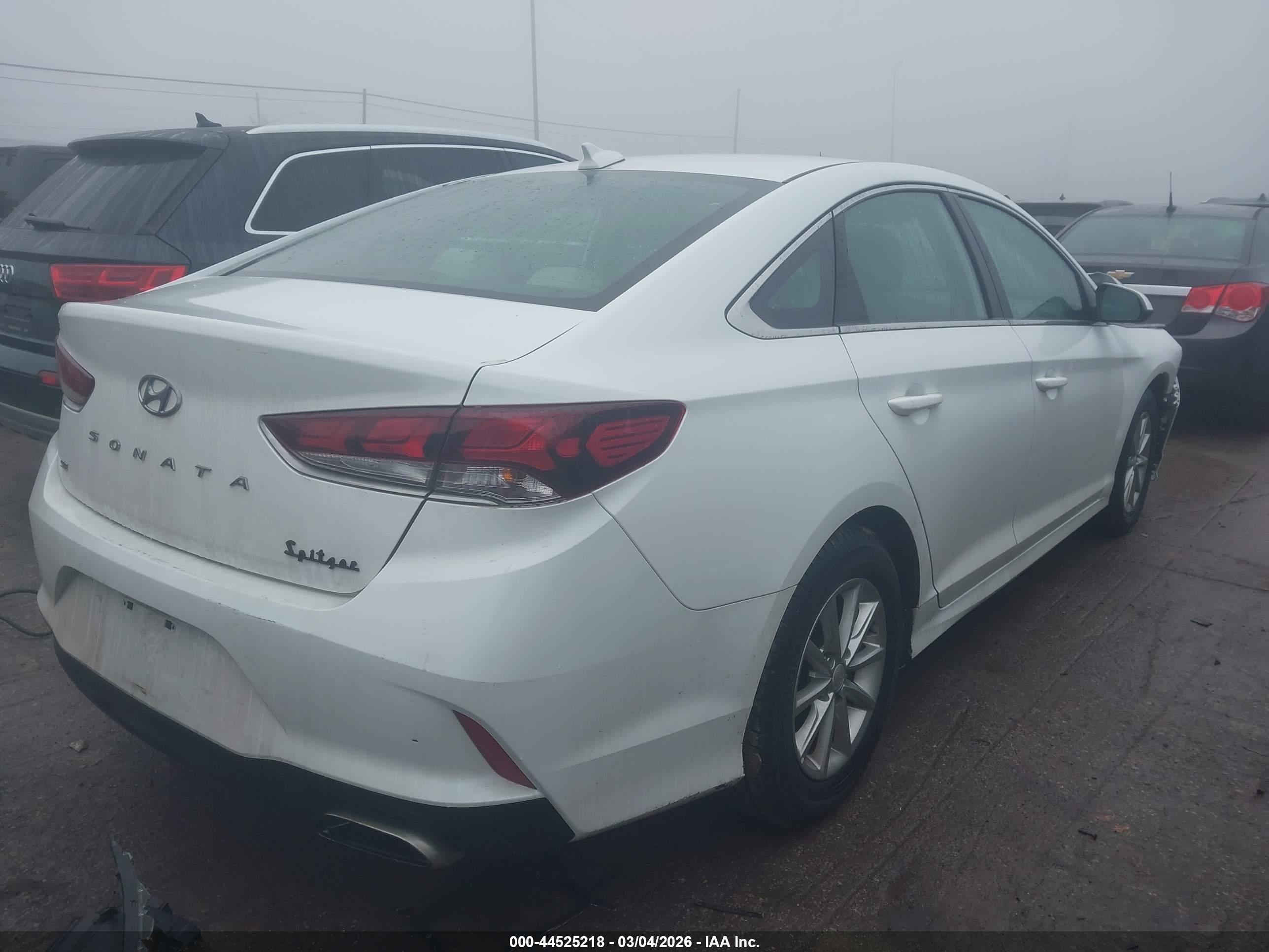 HYUNDAI SONATA image 4