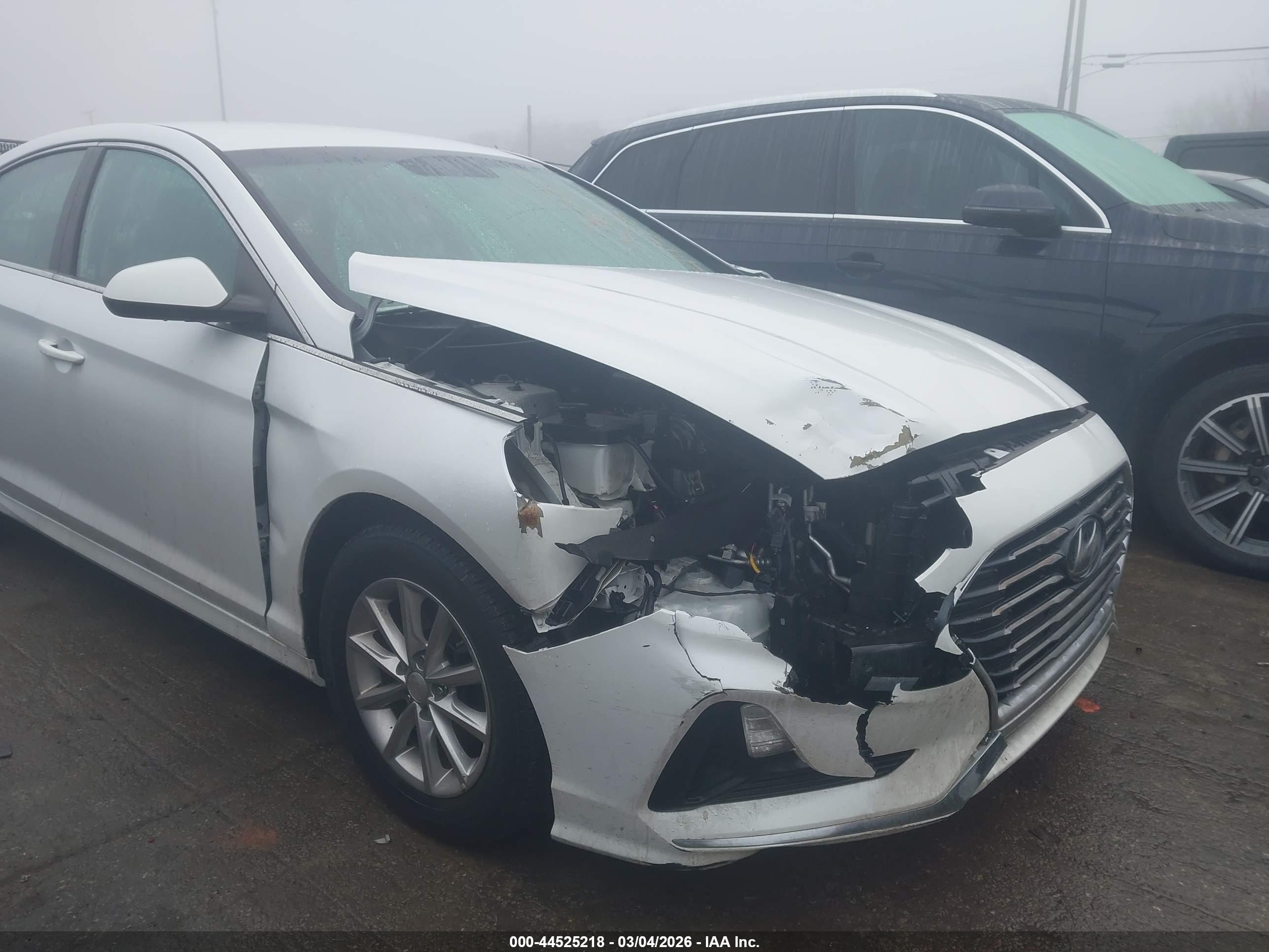 HYUNDAI SONATA image 6