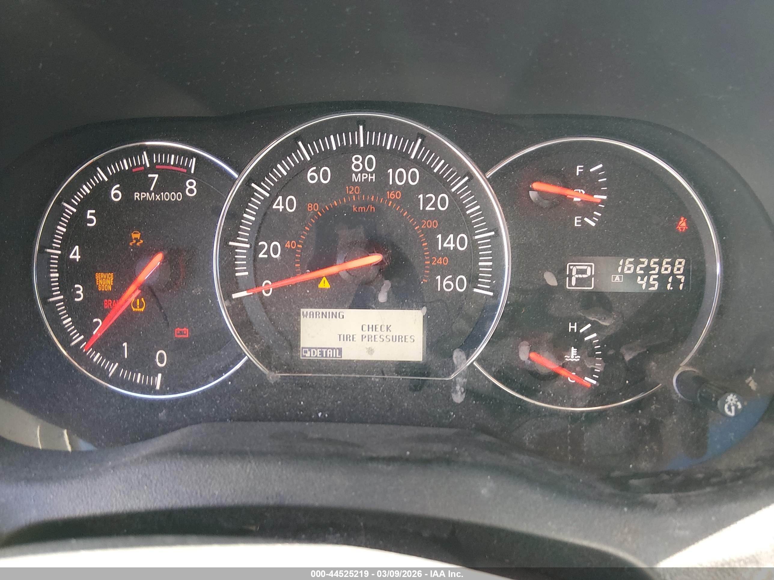 NISSAN MAXIMA image 7