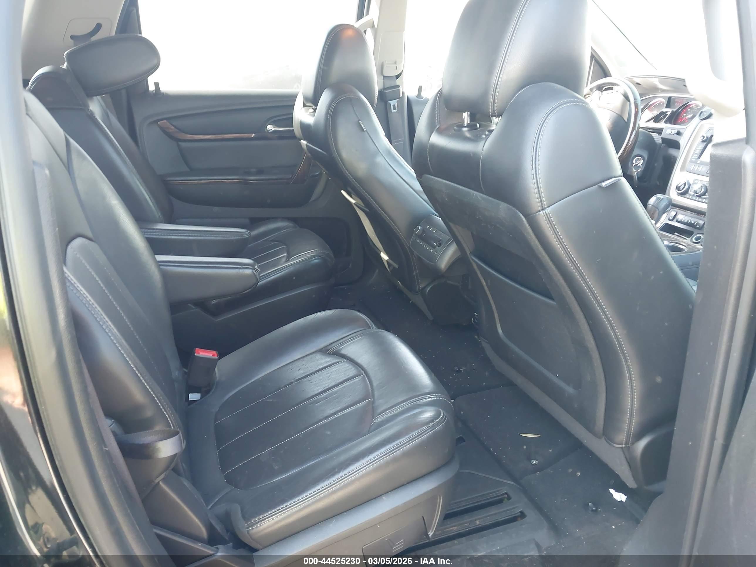 GMC ACADIA image 8