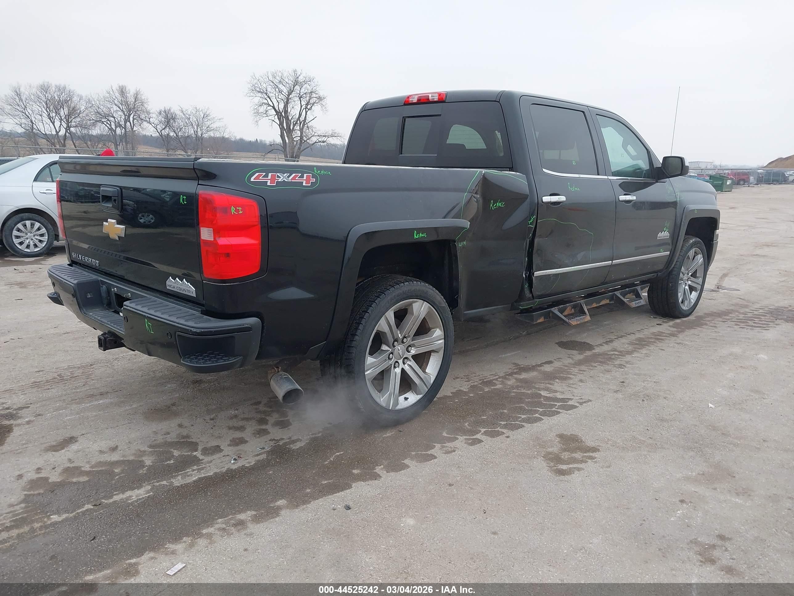 CHEVROLET SILVERADO image 4