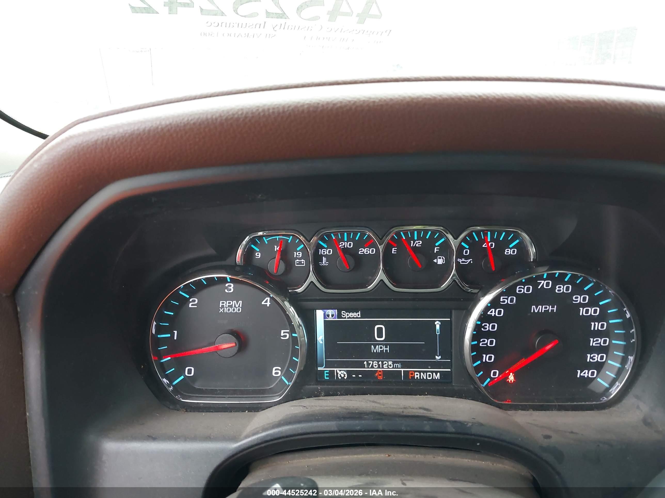 CHEVROLET SILVERADO image 7