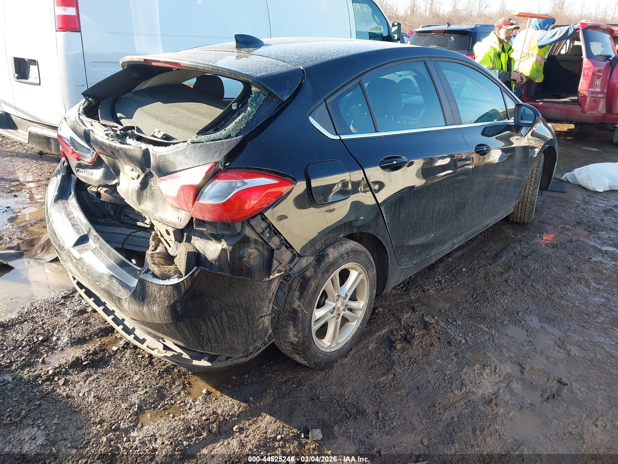 CHEVROLET CRUZE image 4