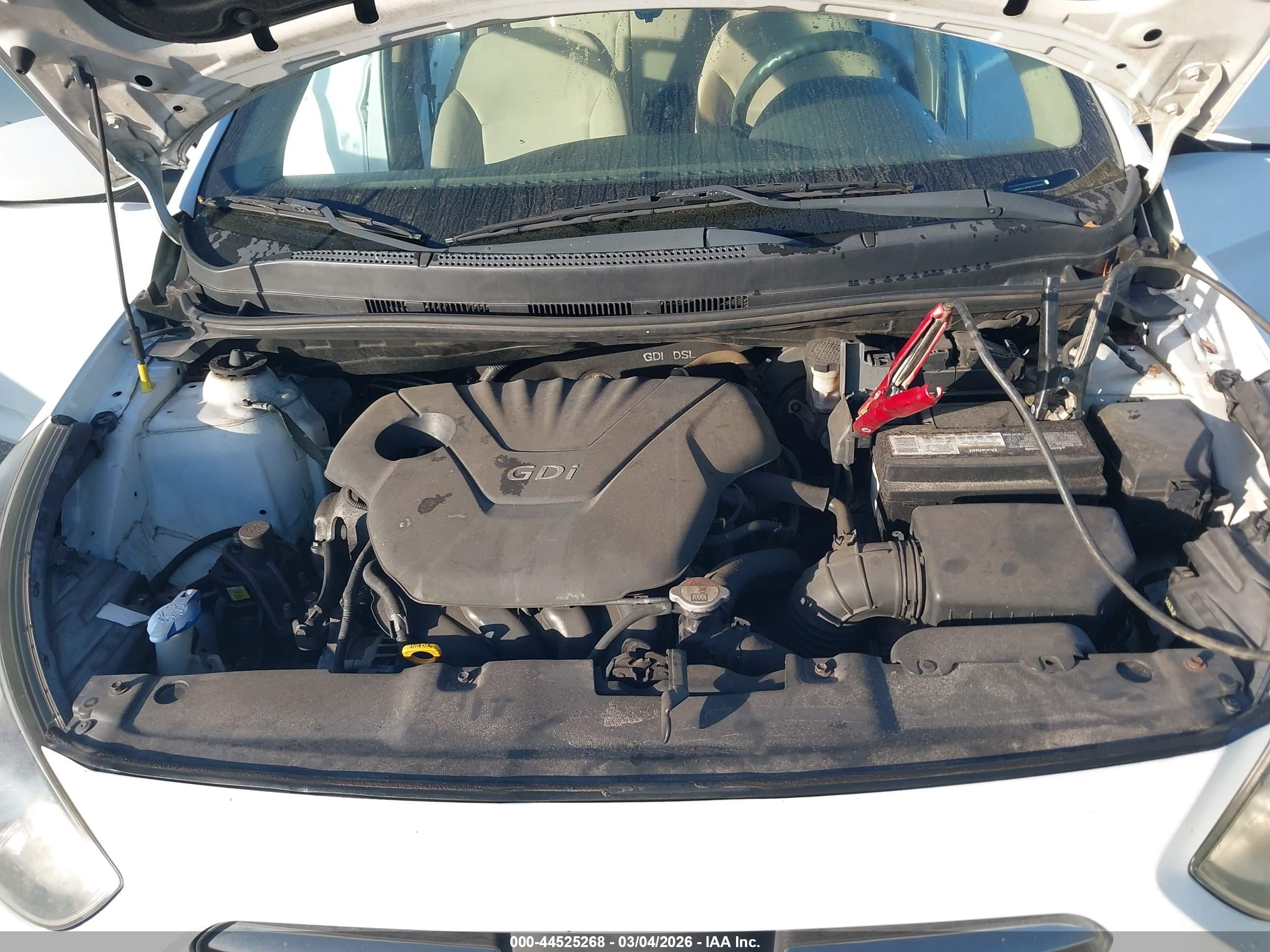 HYUNDAI ACCENT image 10