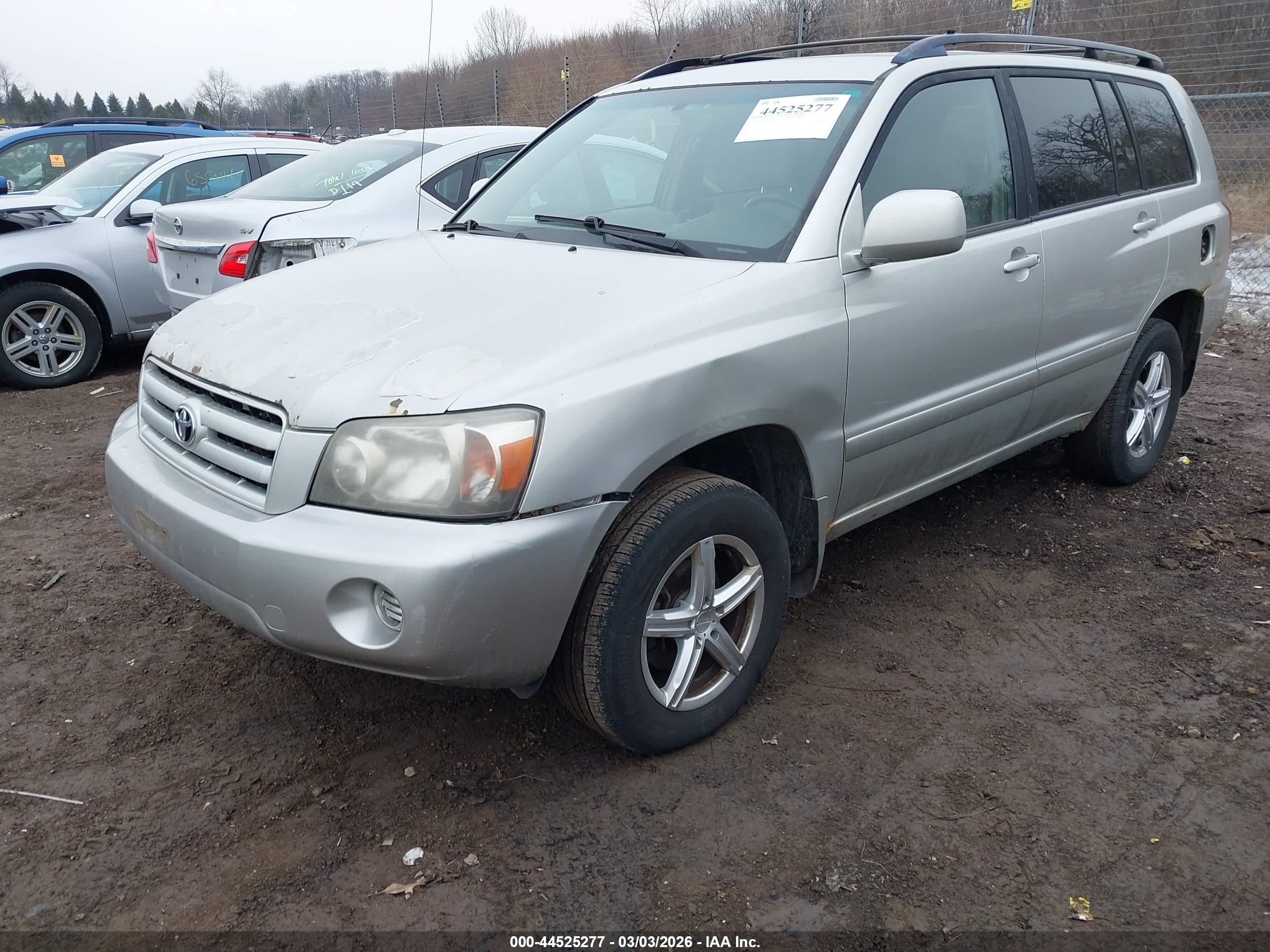 TOYOTA HIGHLANDER image 2