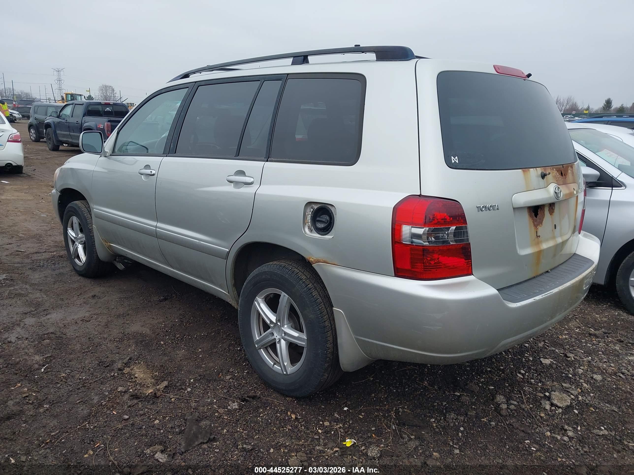 TOYOTA HIGHLANDER image 3