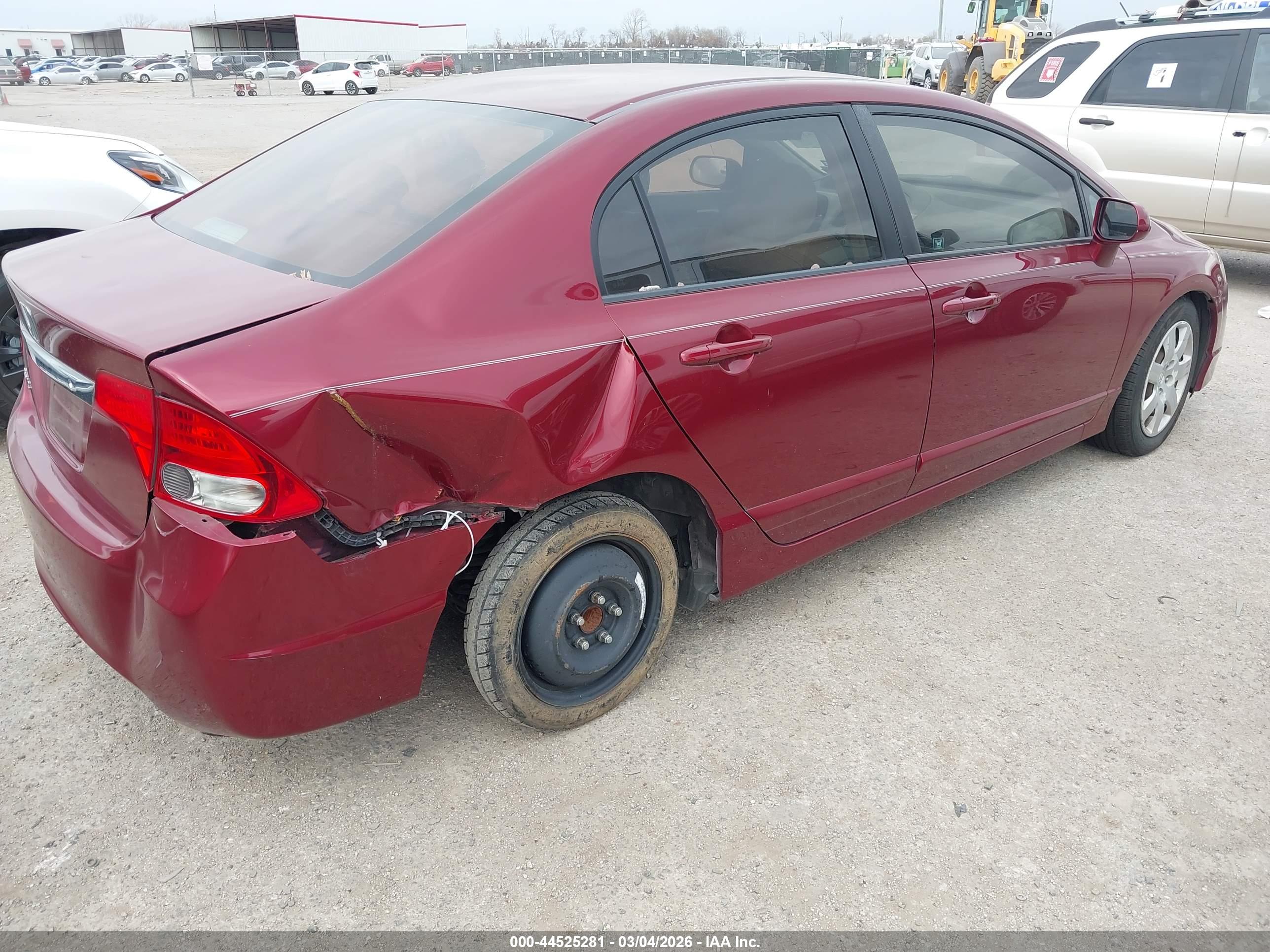 HONDA CIVIC image 4