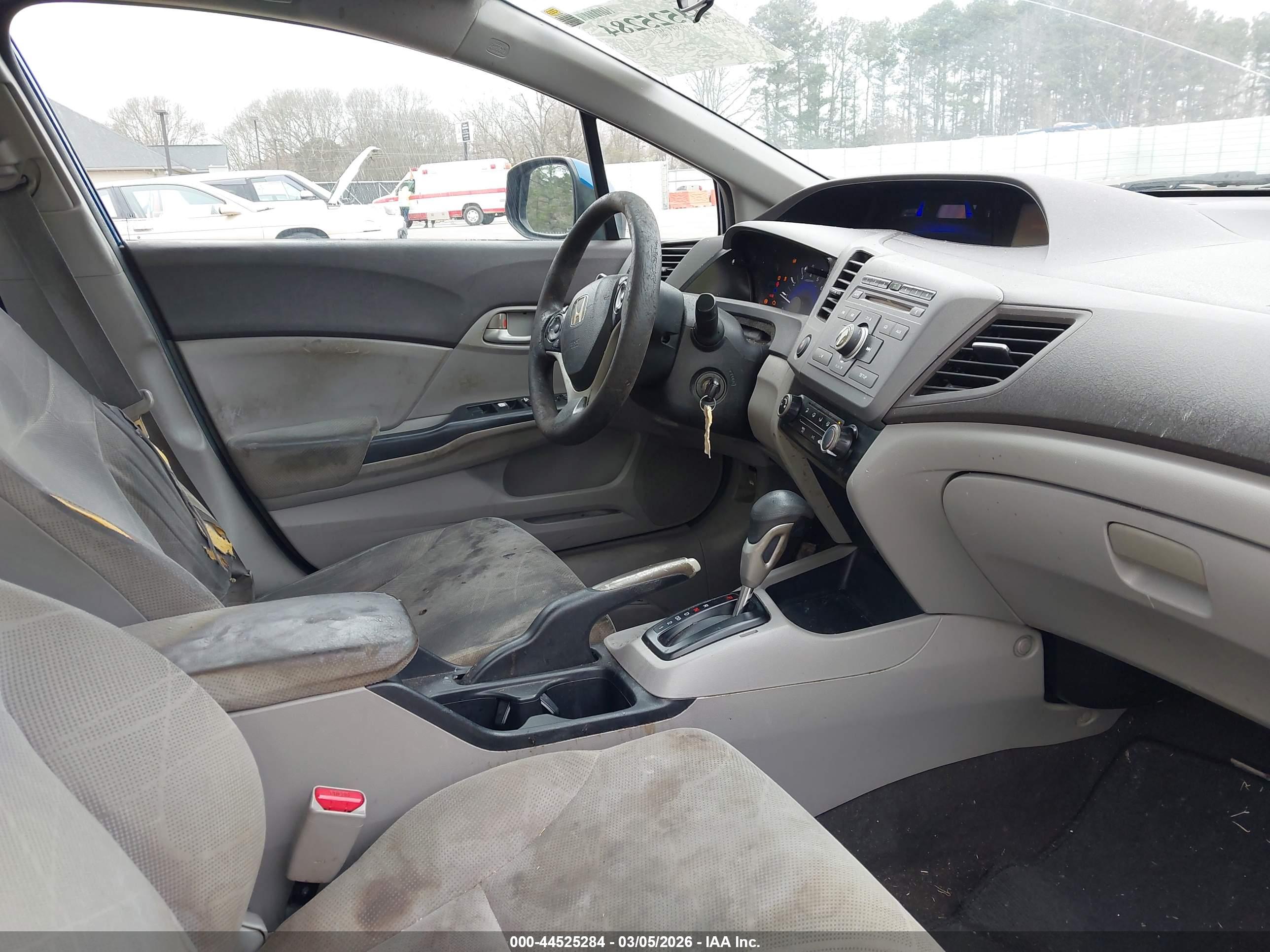 HONDA CIVIC image 5