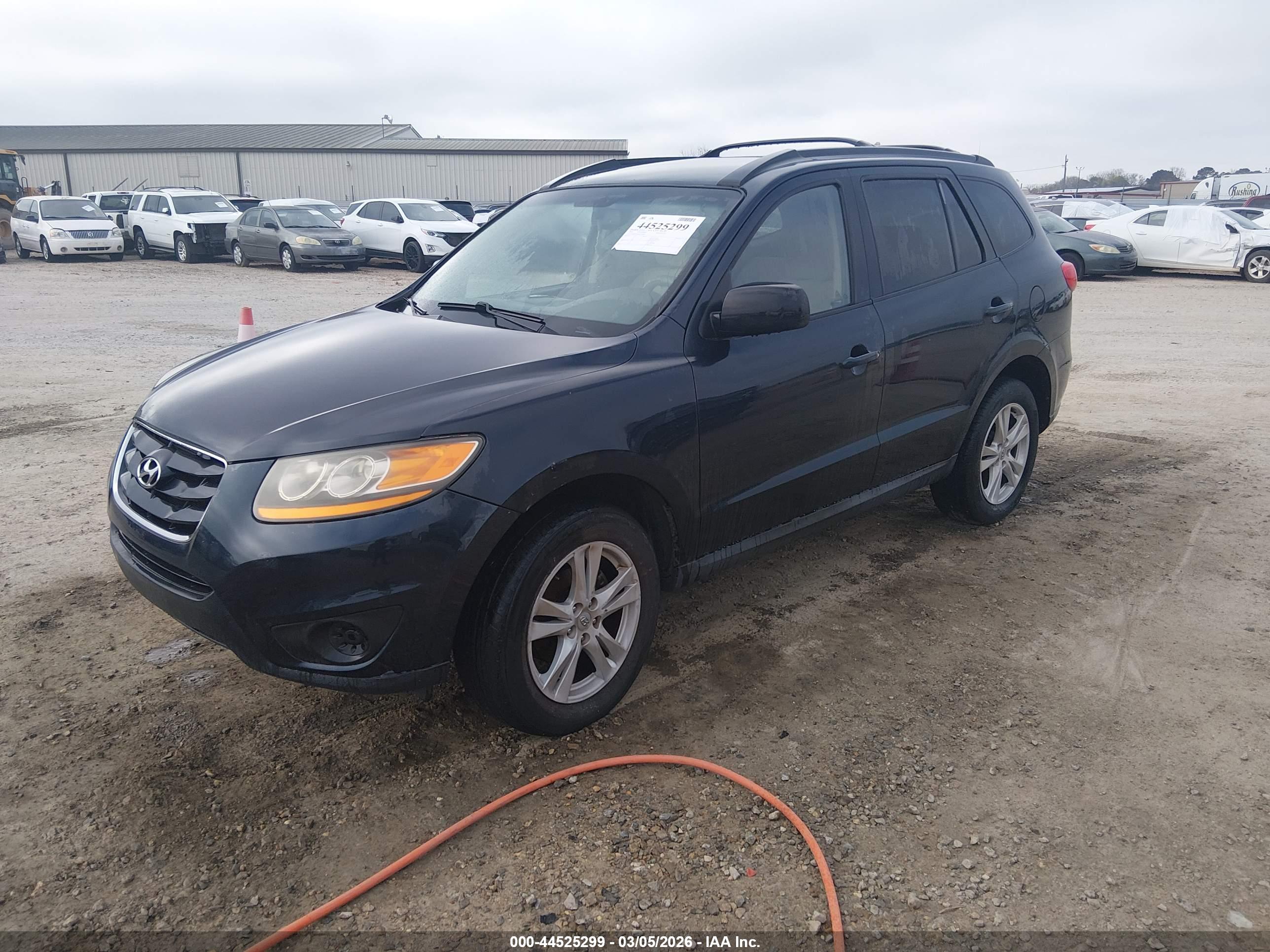 HYUNDAI SANTA image 2