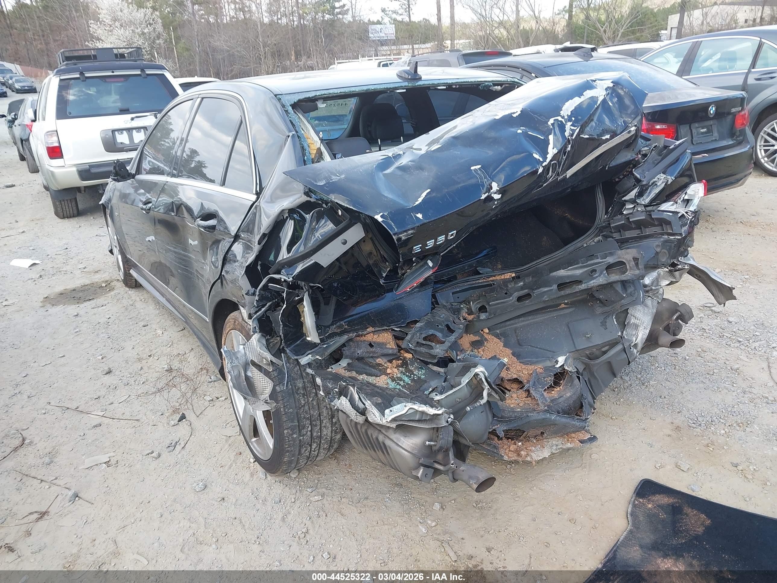 MERCEDES-BENZ E image 3