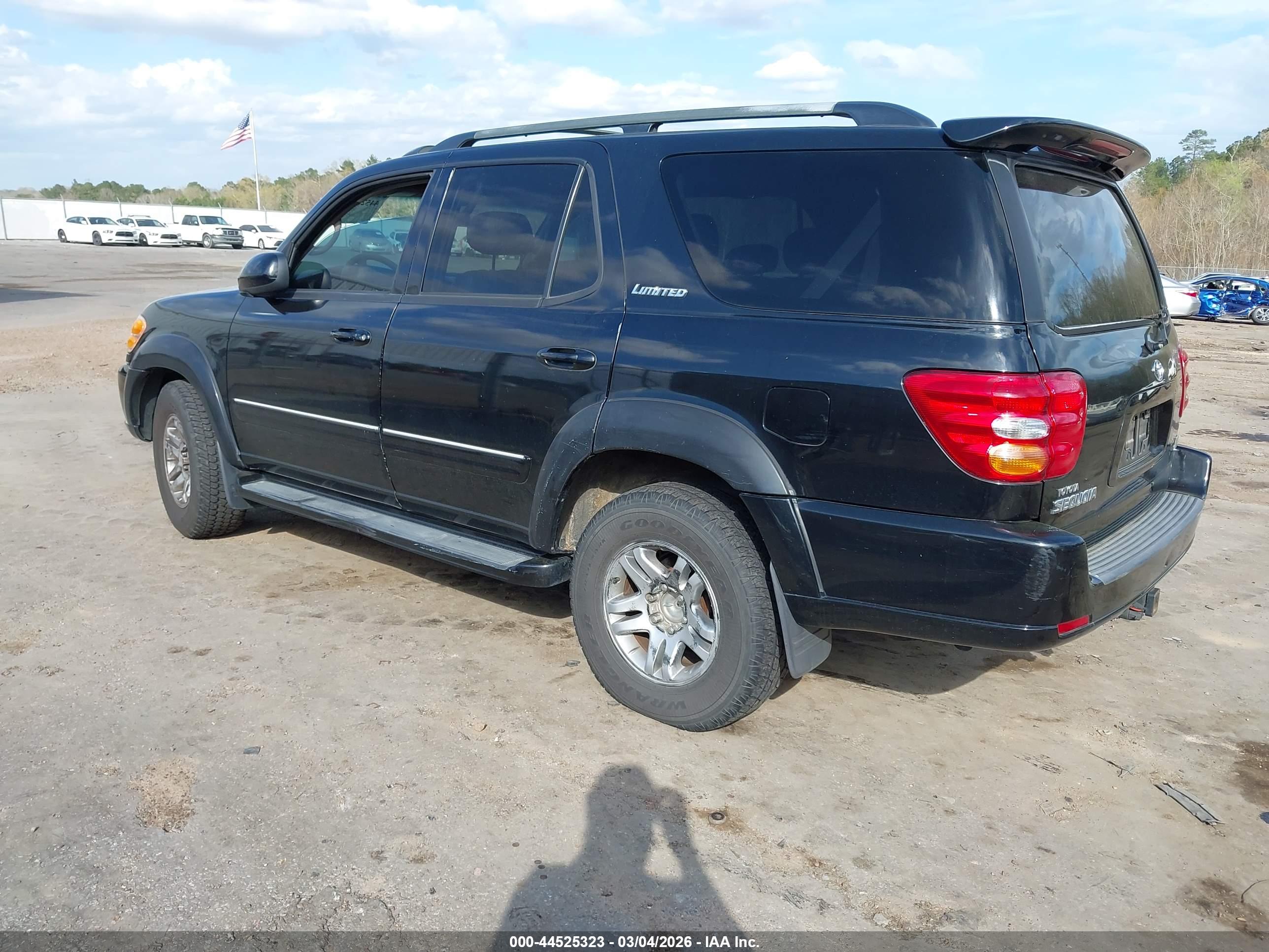 TOYOTA SEQUOIA image 3