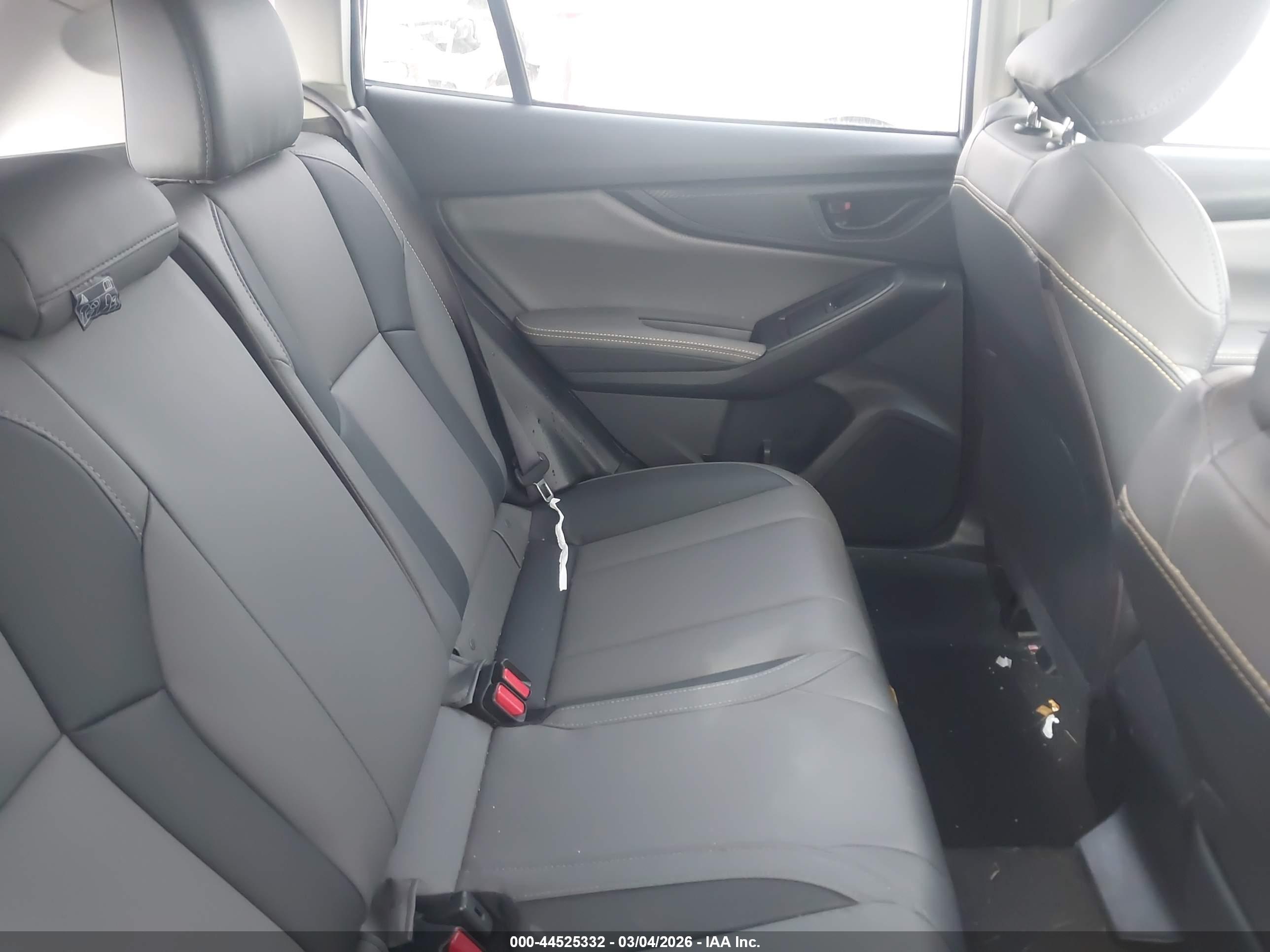 SUBARU CROSSTREK image 8