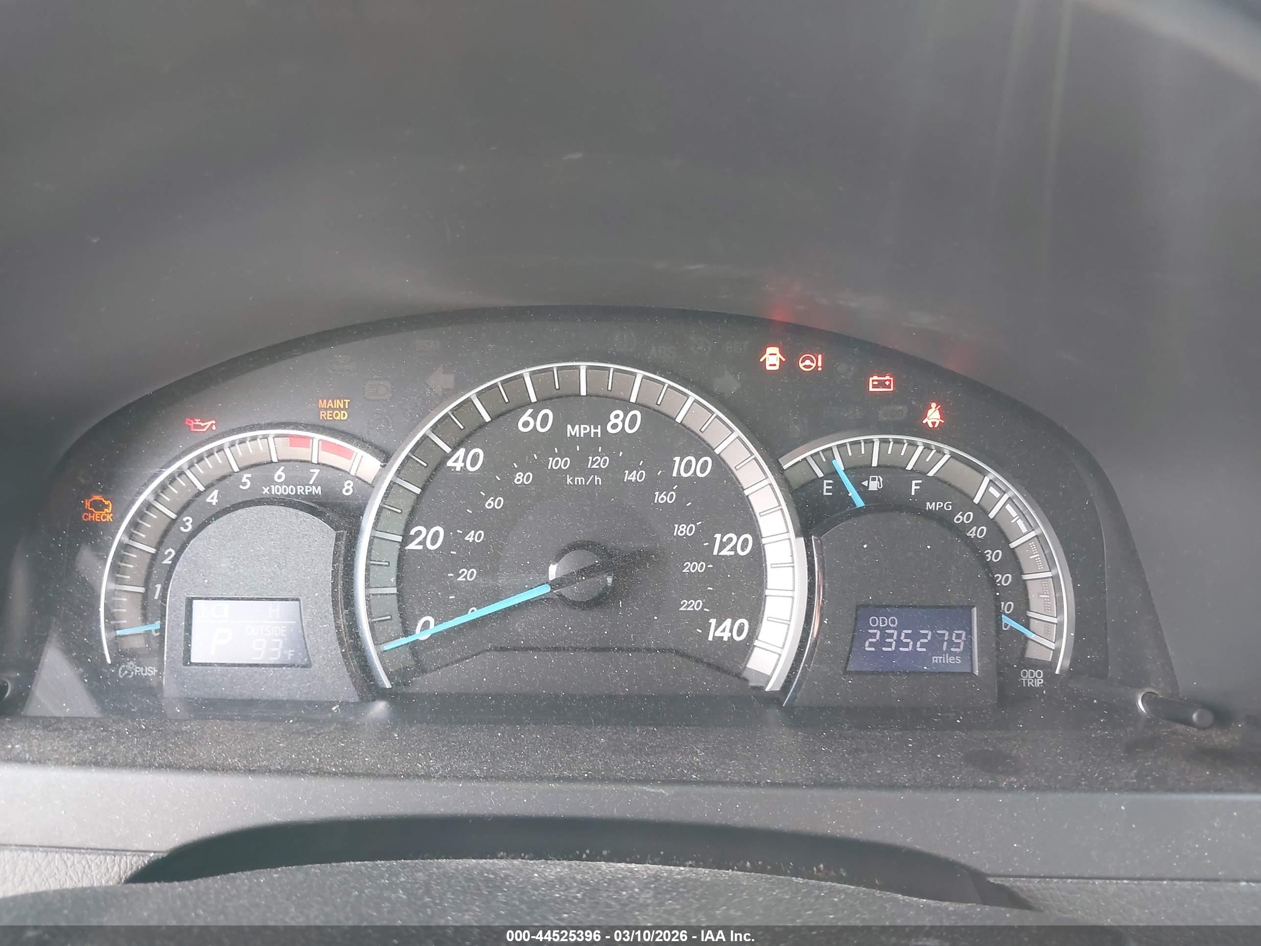 TOYOTA CAMRY image 7