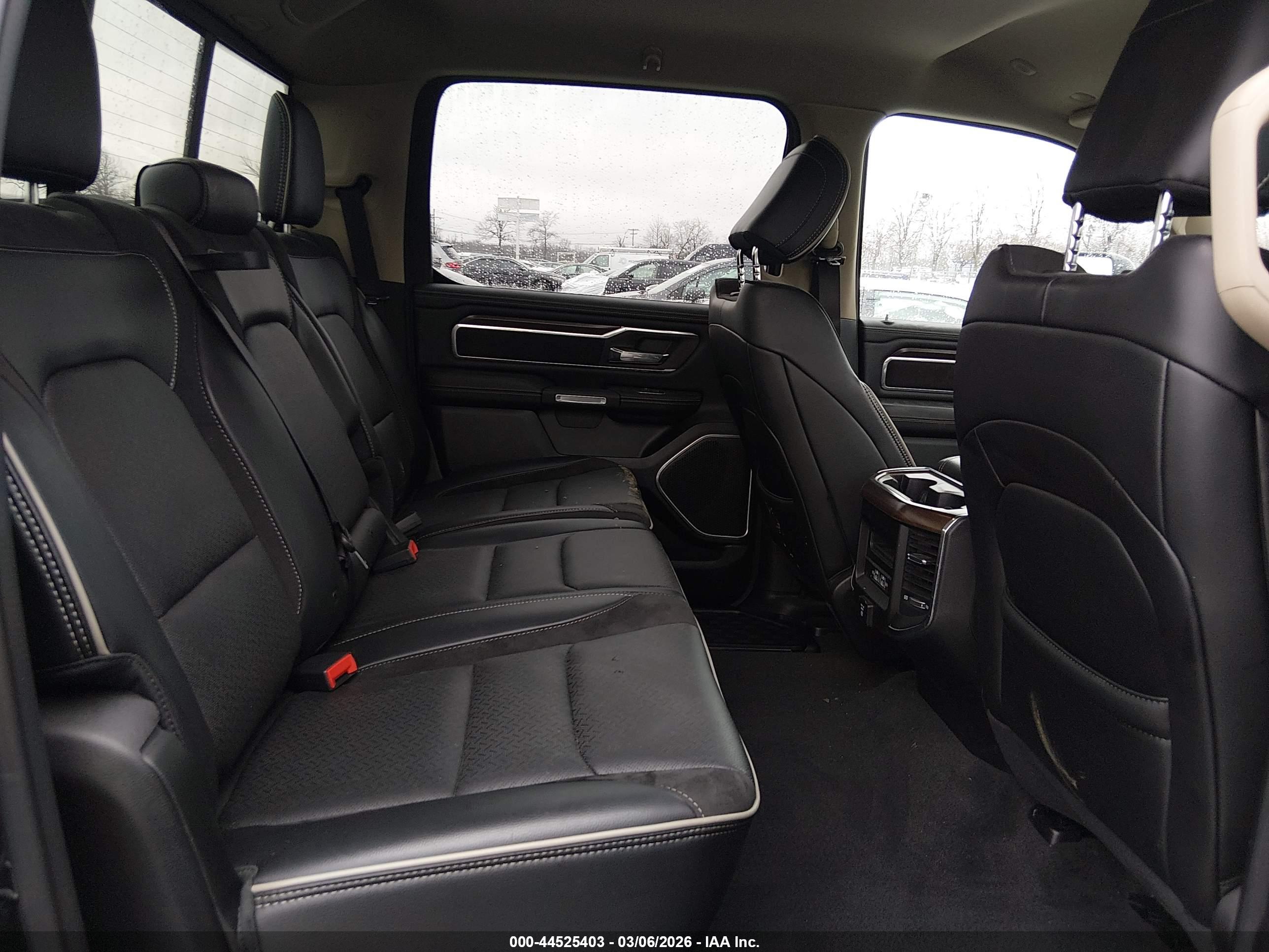 RAM 1500 image 8