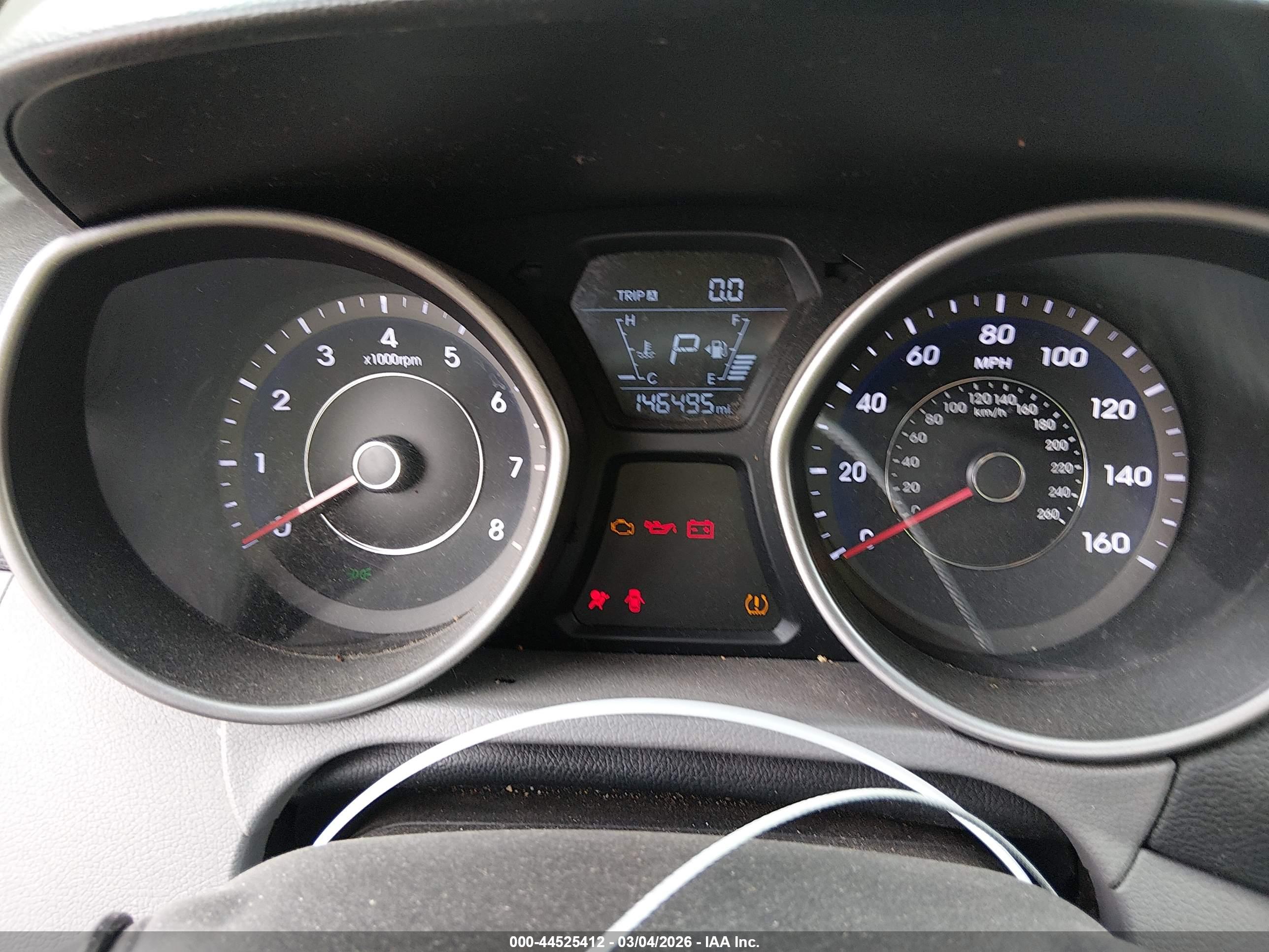 HYUNDAI ELANTRA image 7