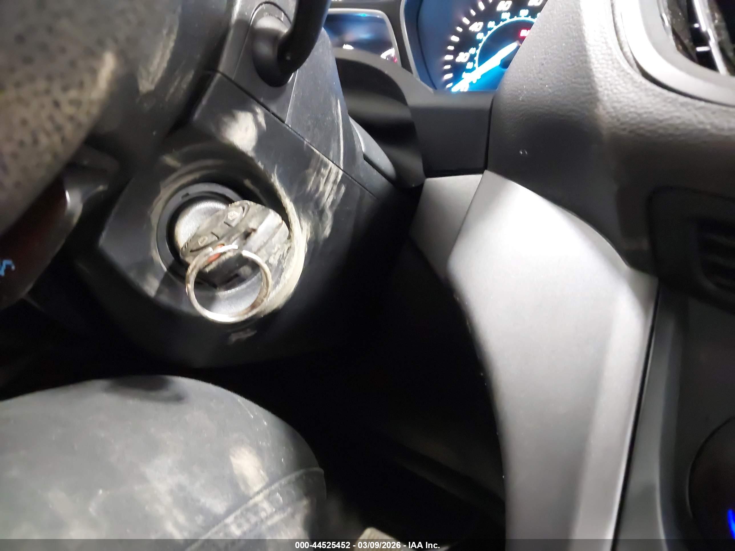 FORD ESCAPE image 11