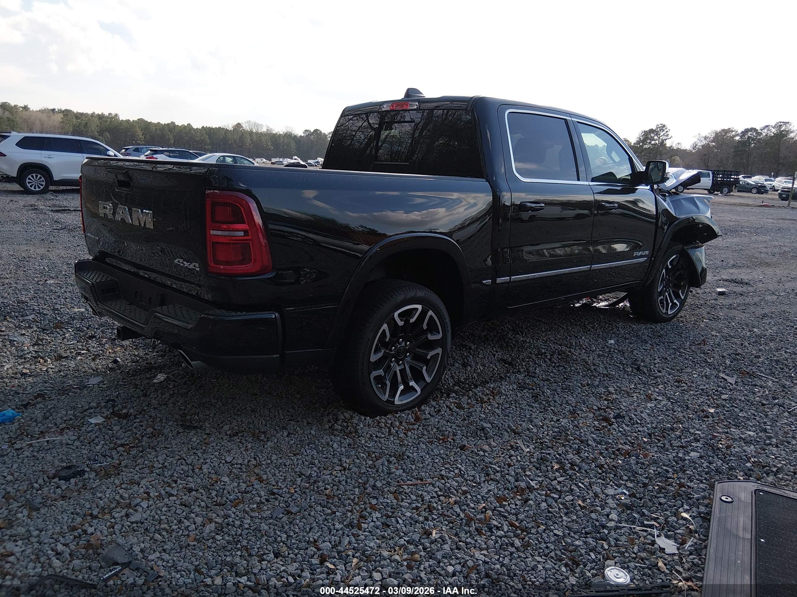 RAM 1500 image 4