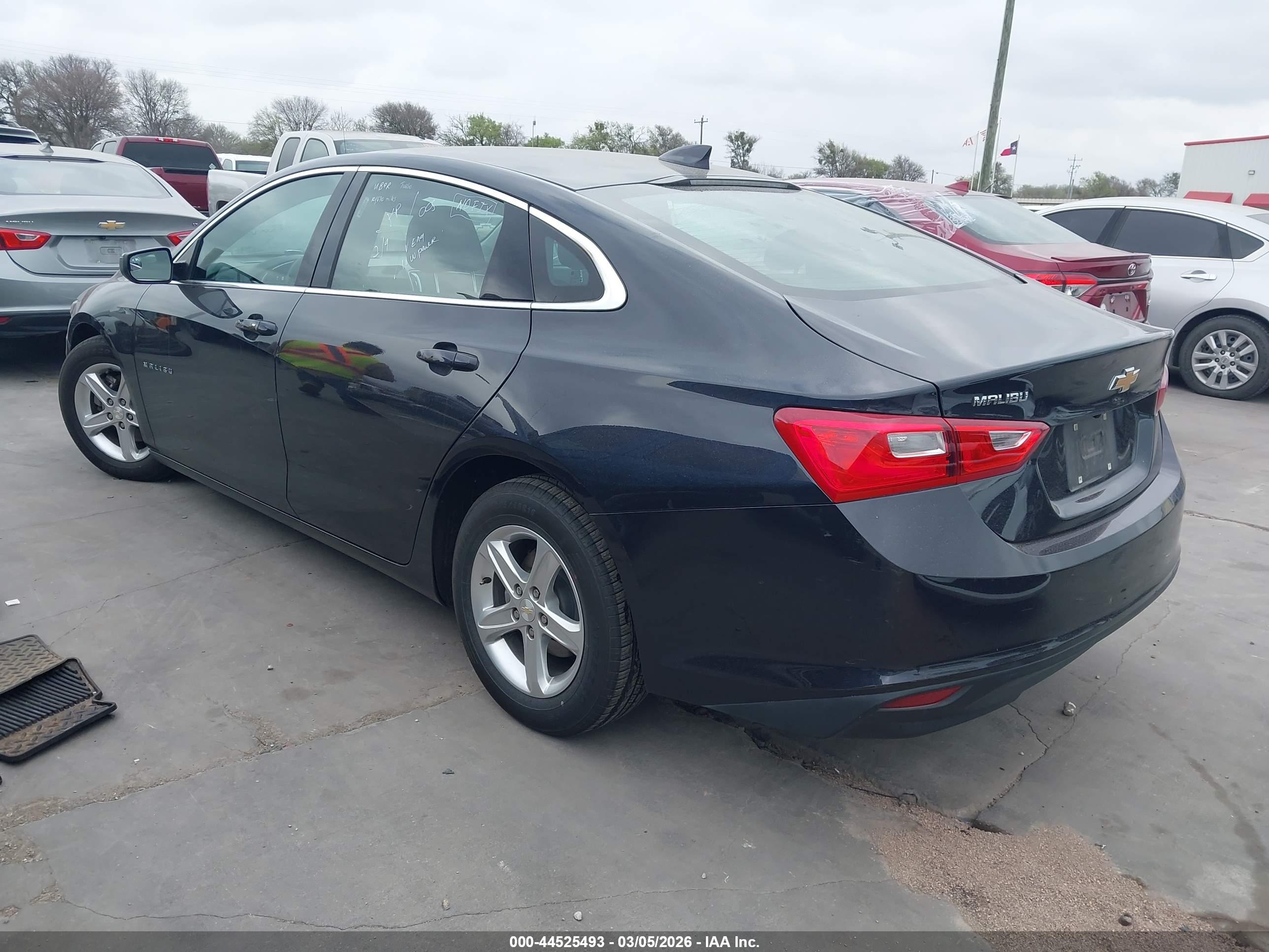 CHEVROLET MALIBU image 3