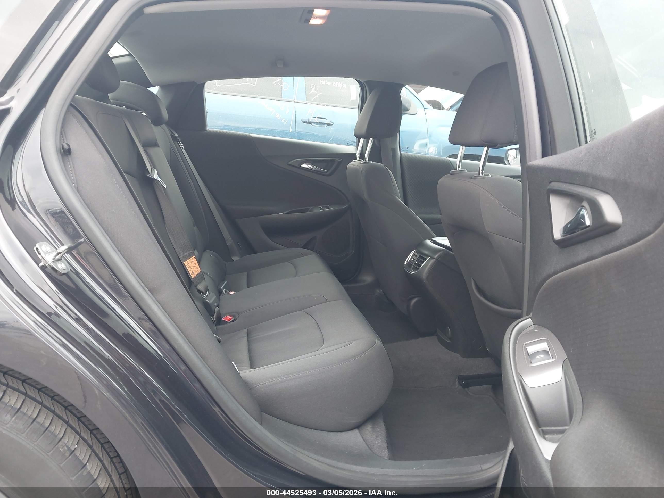 CHEVROLET MALIBU image 8
