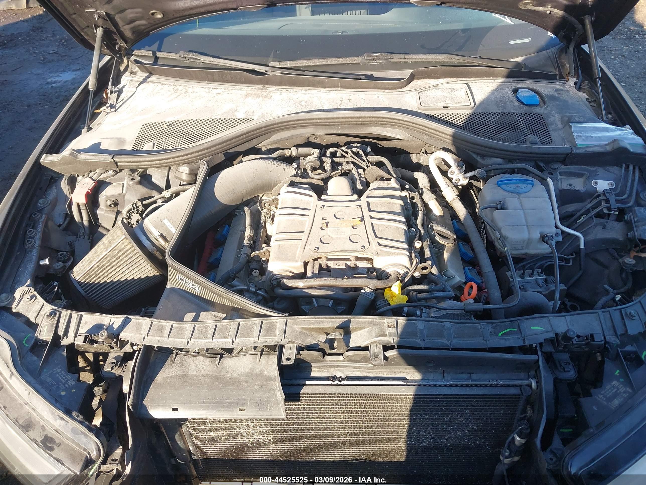AUDI A6 image 10