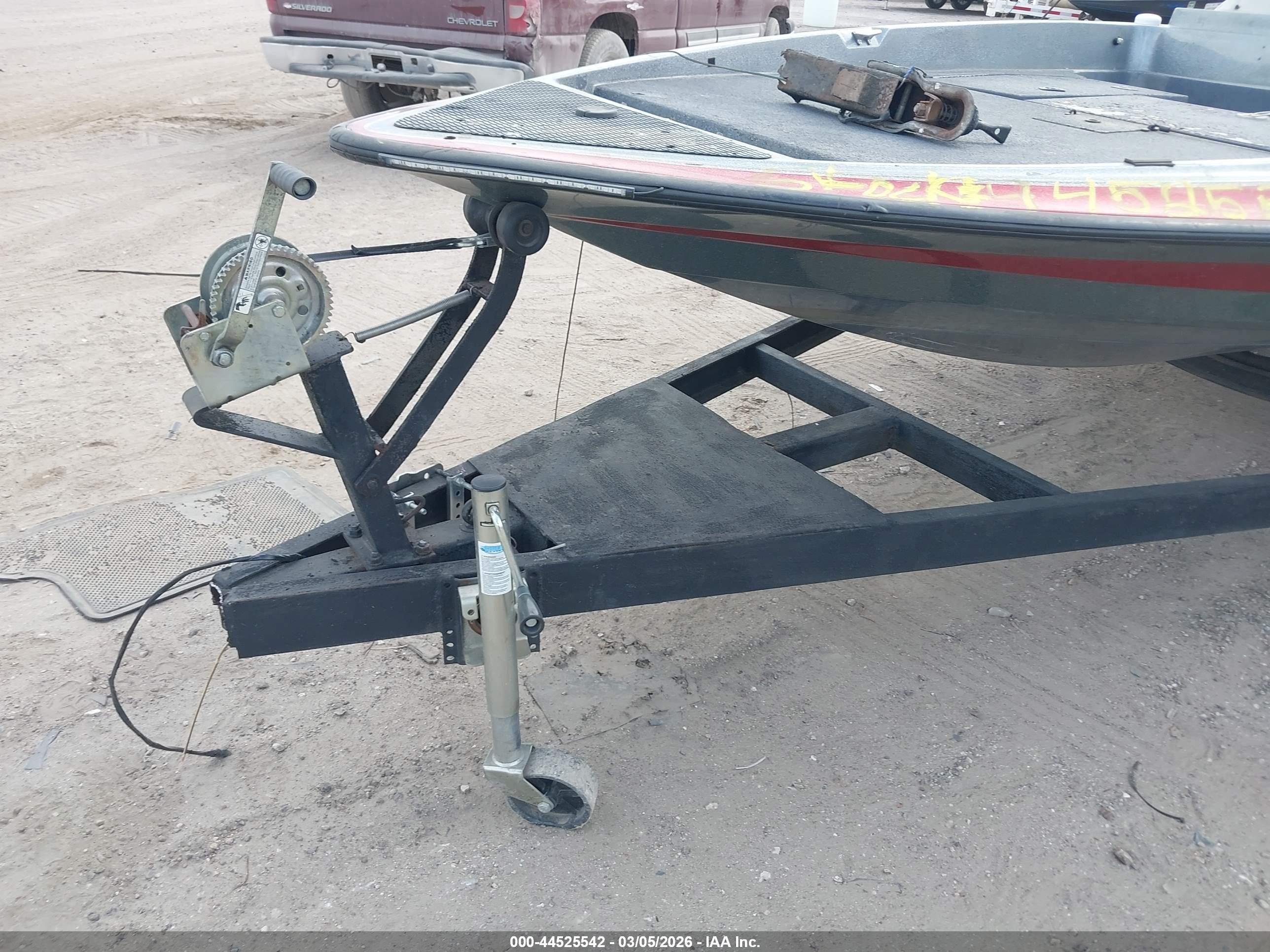 STRATOS BOAT image 6