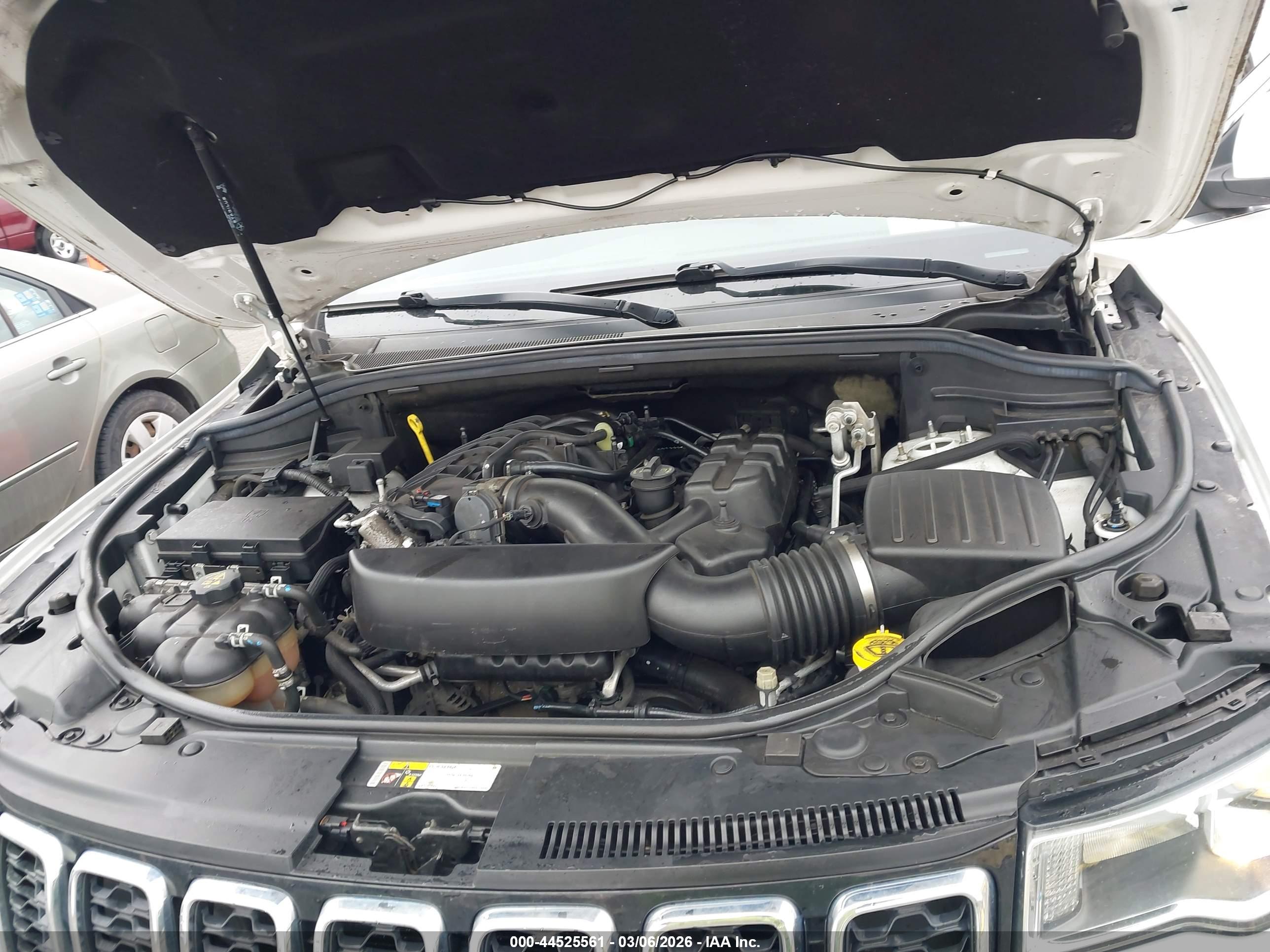 JEEP GRAND image 10