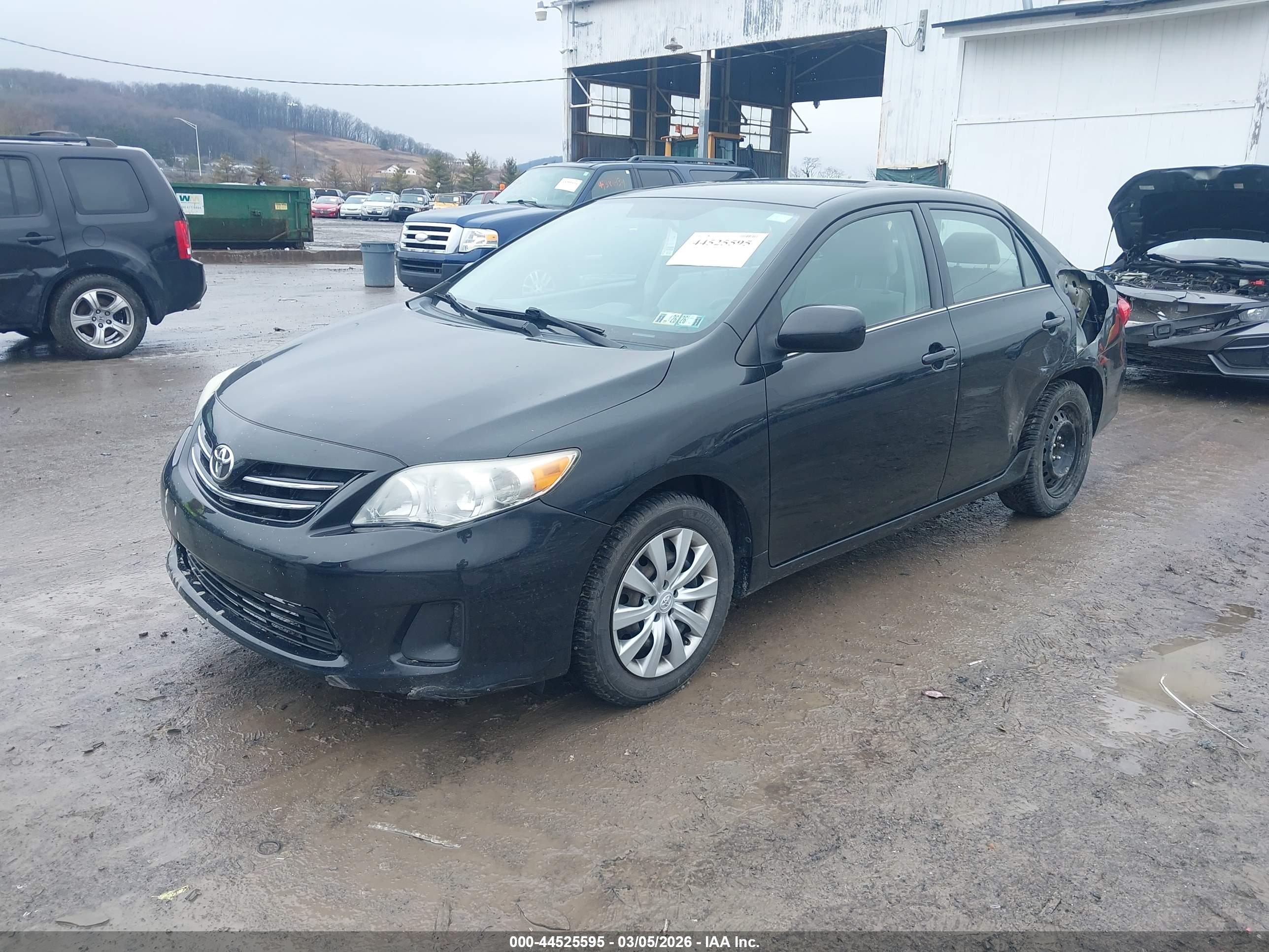 TOYOTA COROLLA image 2