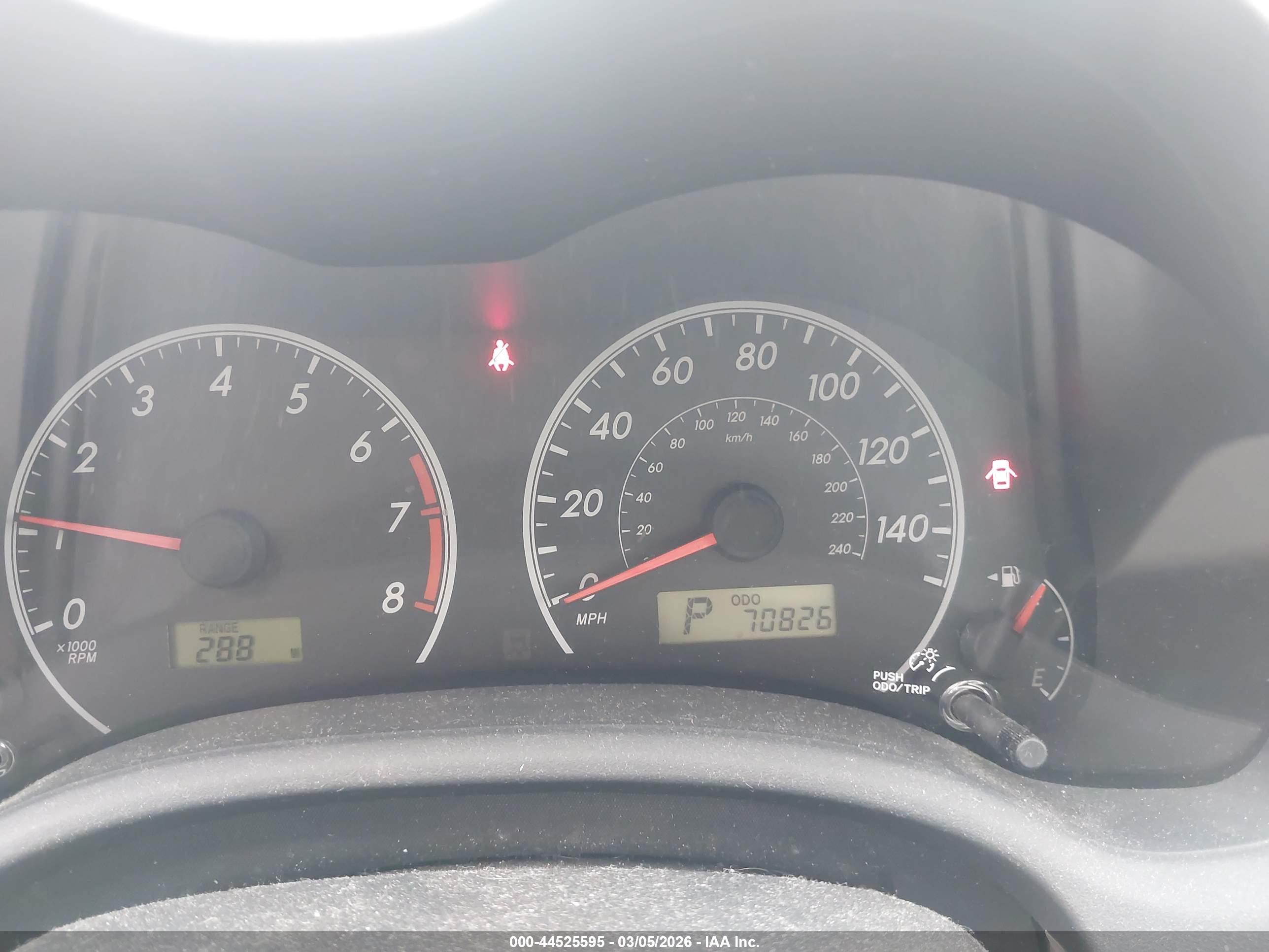 TOYOTA COROLLA image 7