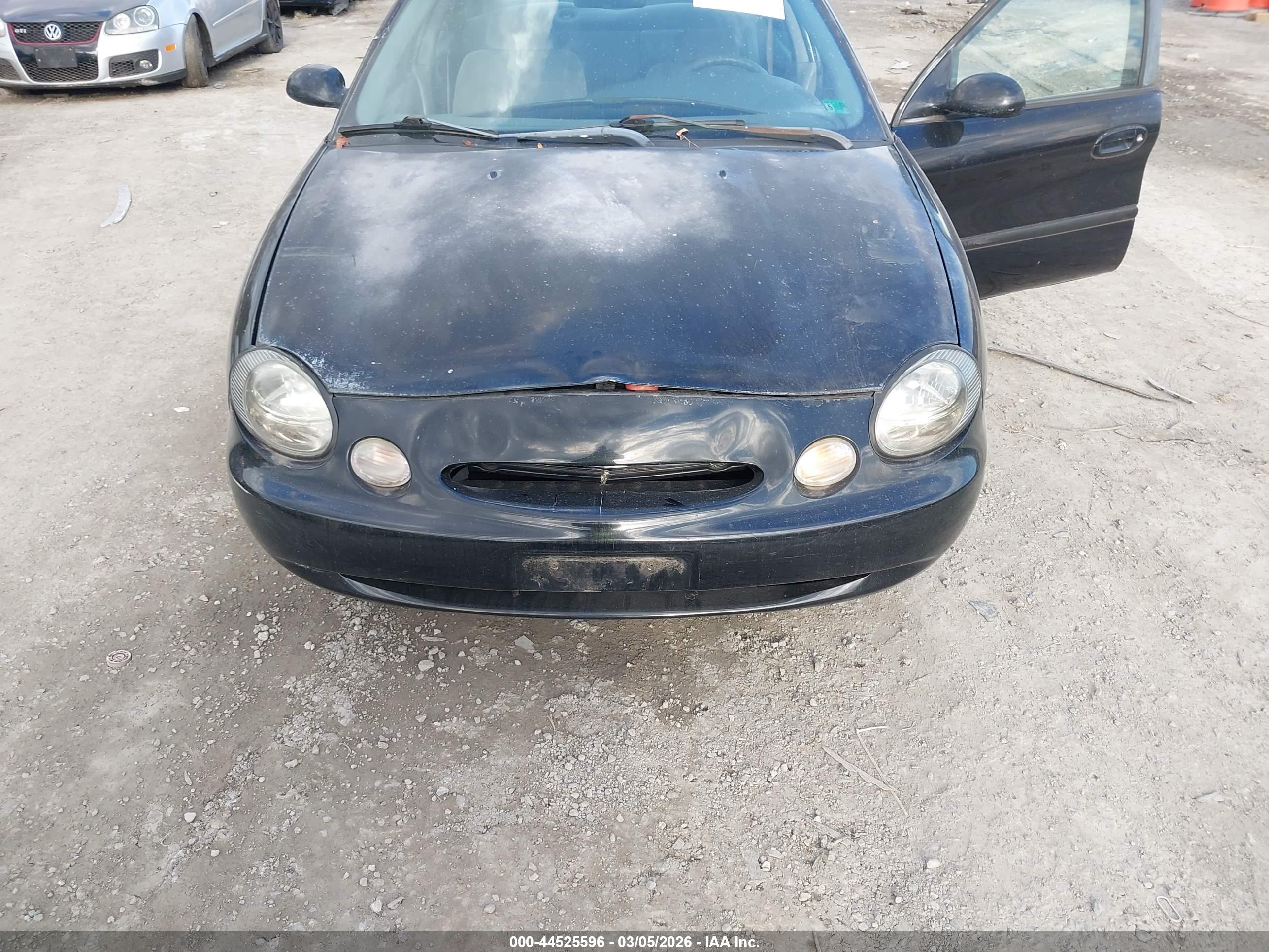 FORD TAURUS image 6