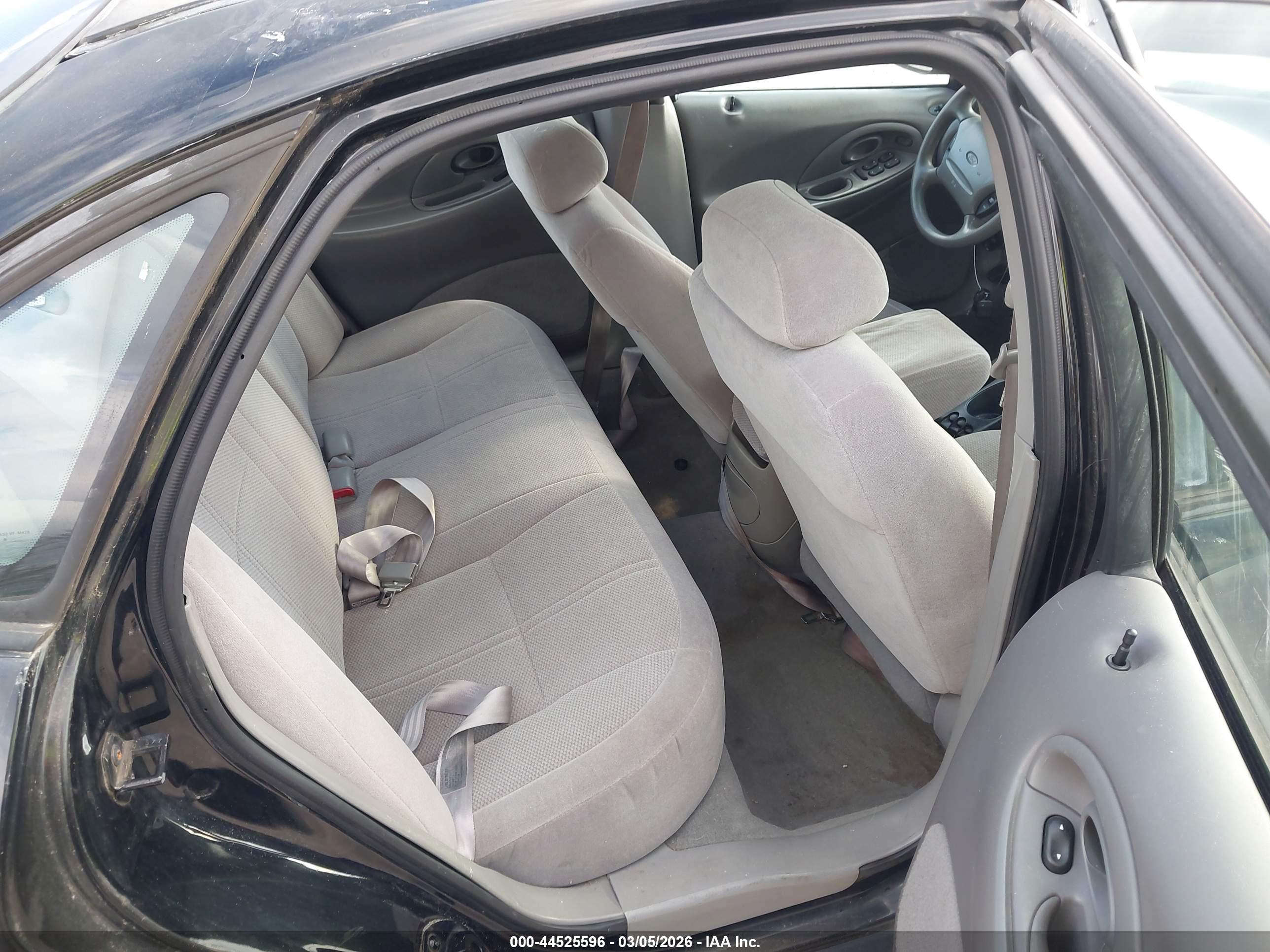 FORD TAURUS image 8