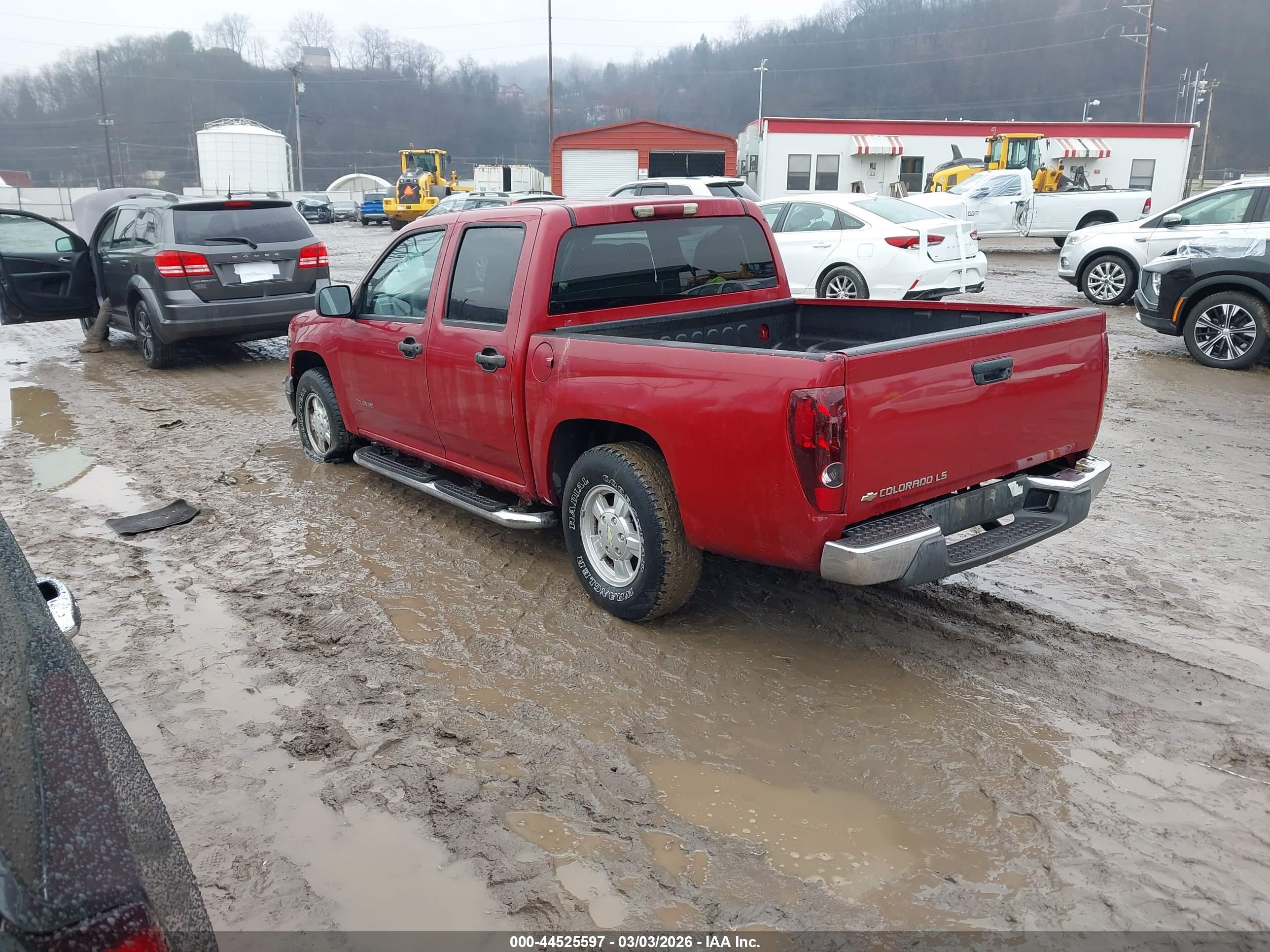 CHEVROLET COLORADO image 3