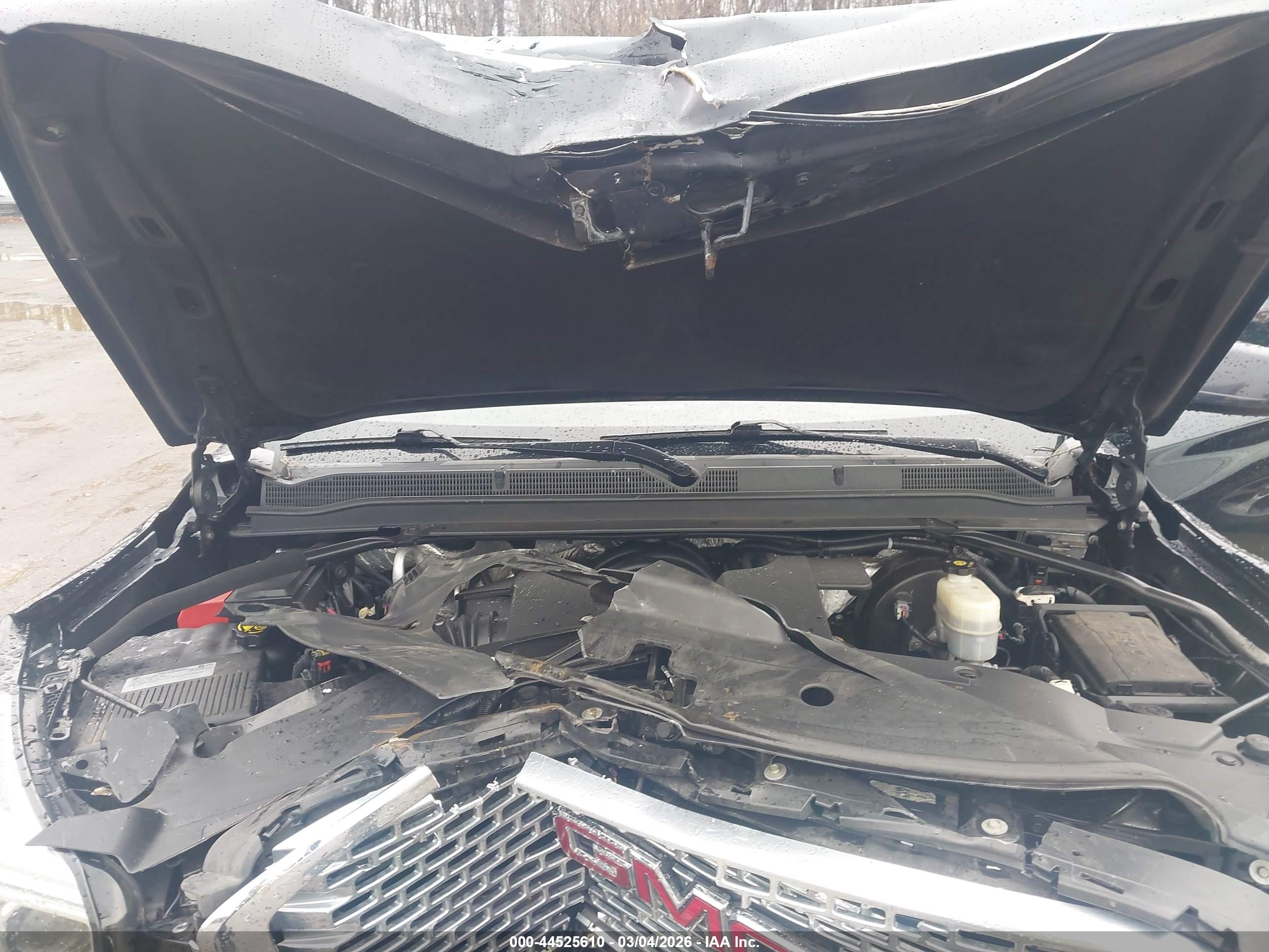 GMC YUKON image 10