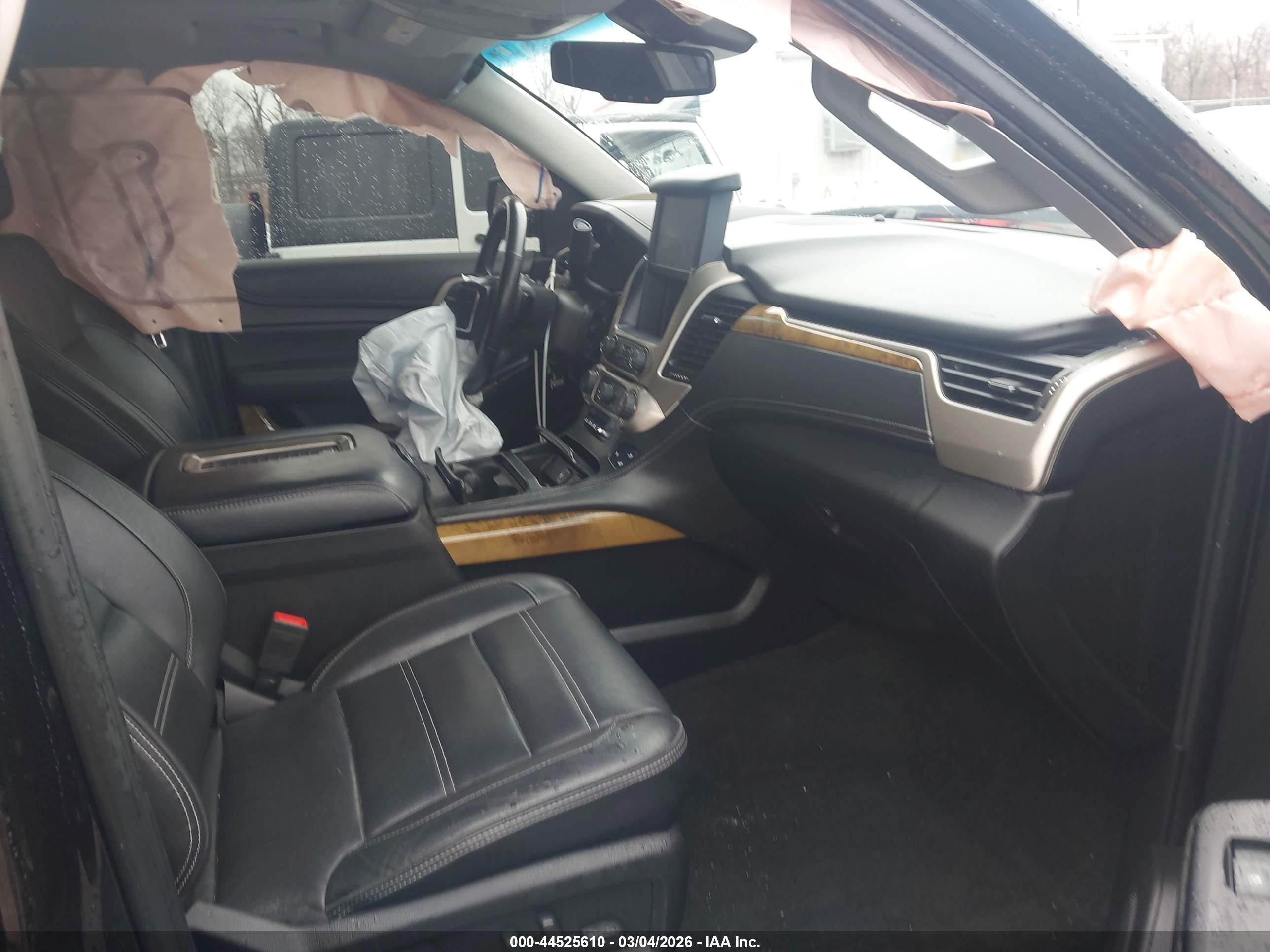 GMC YUKON image 5
