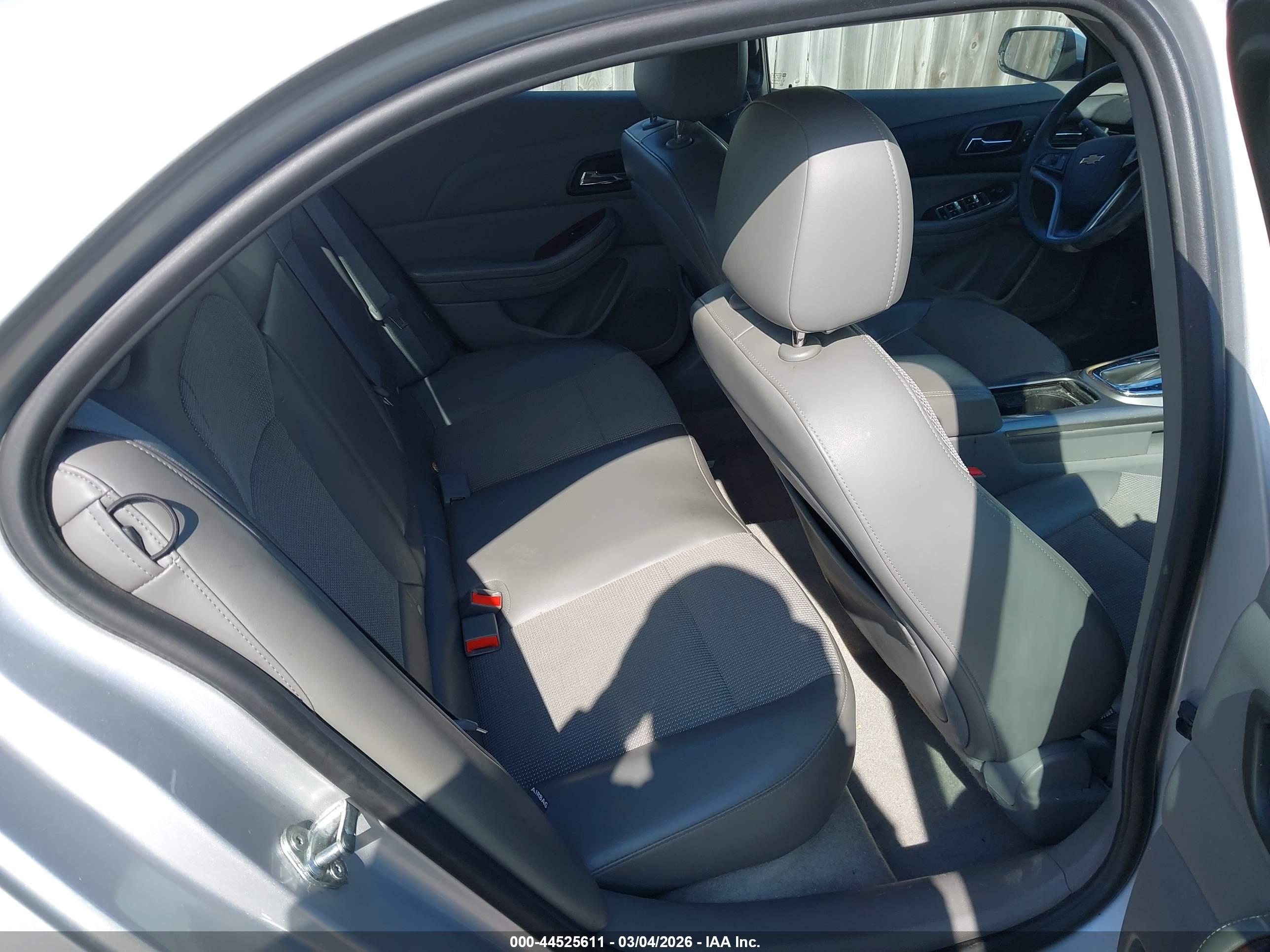 CHEVROLET MALIBU image 8