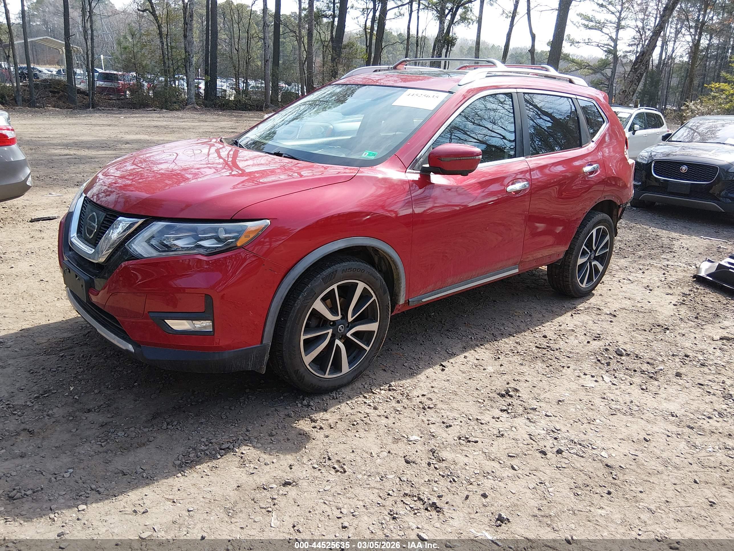 NISSAN ROGUE image 2