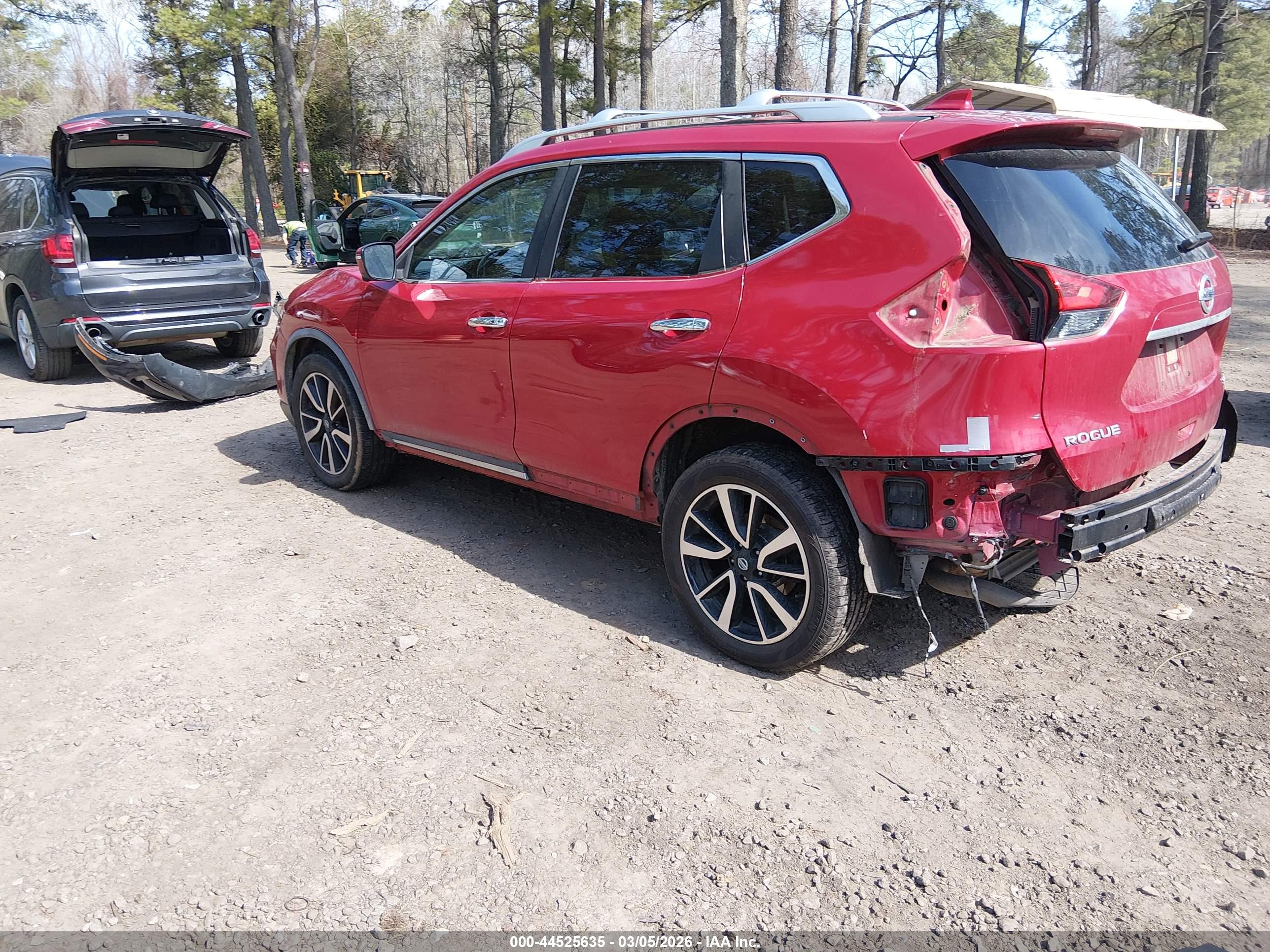 NISSAN ROGUE image 3