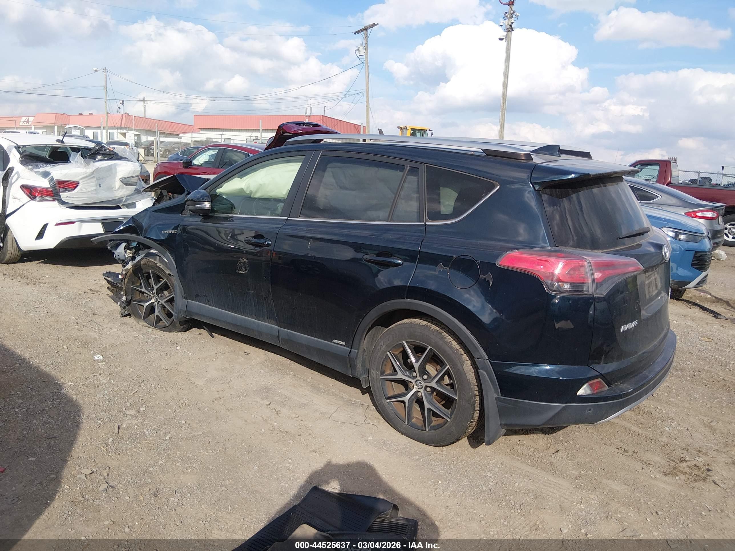 TOYOTA RAV4 image 3
