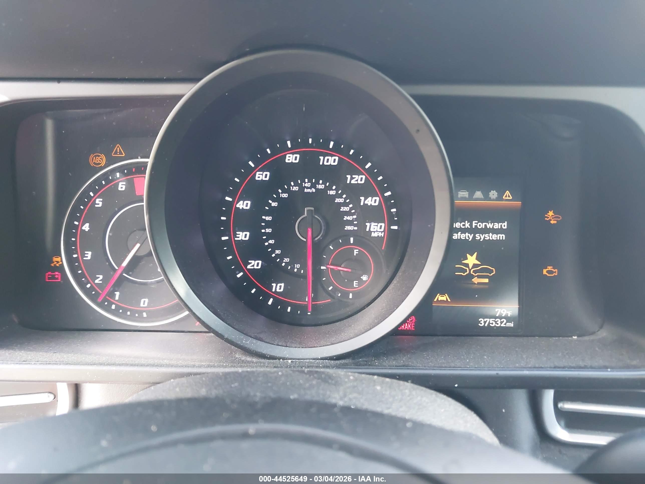 HYUNDAI ELANTRA image 7