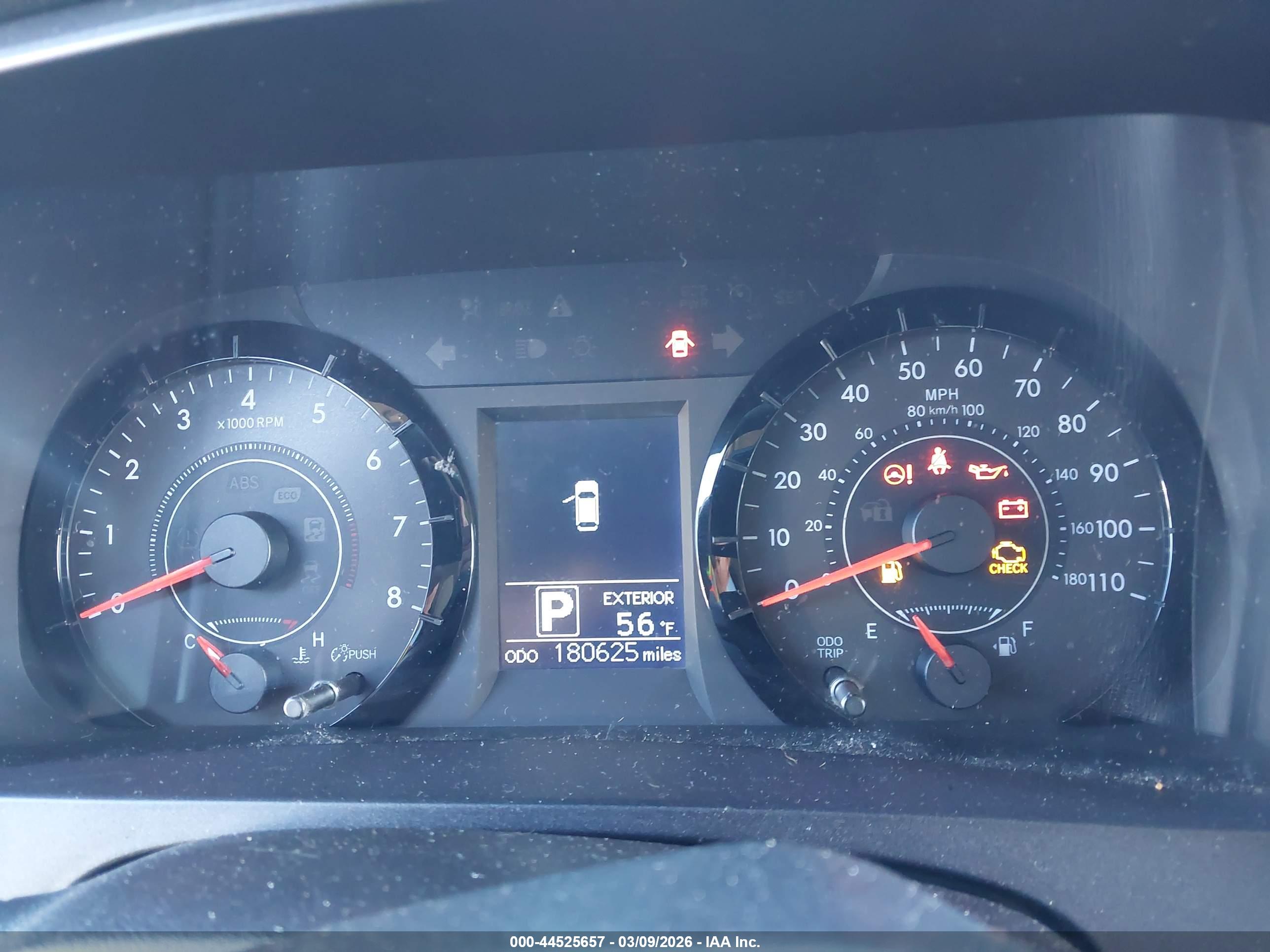 TOYOTA SIENNA image 7