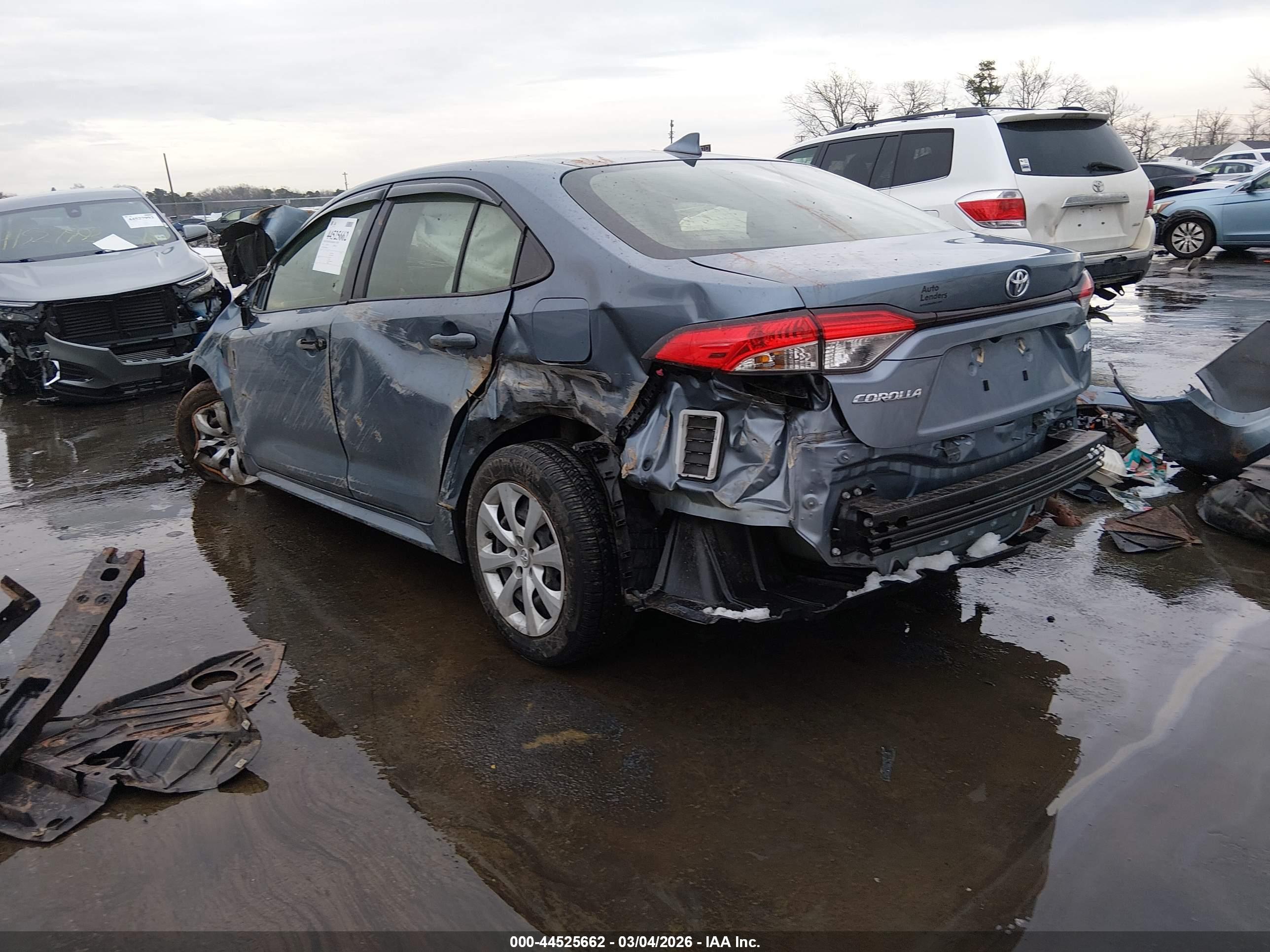 TOYOTA COROLLA image 3