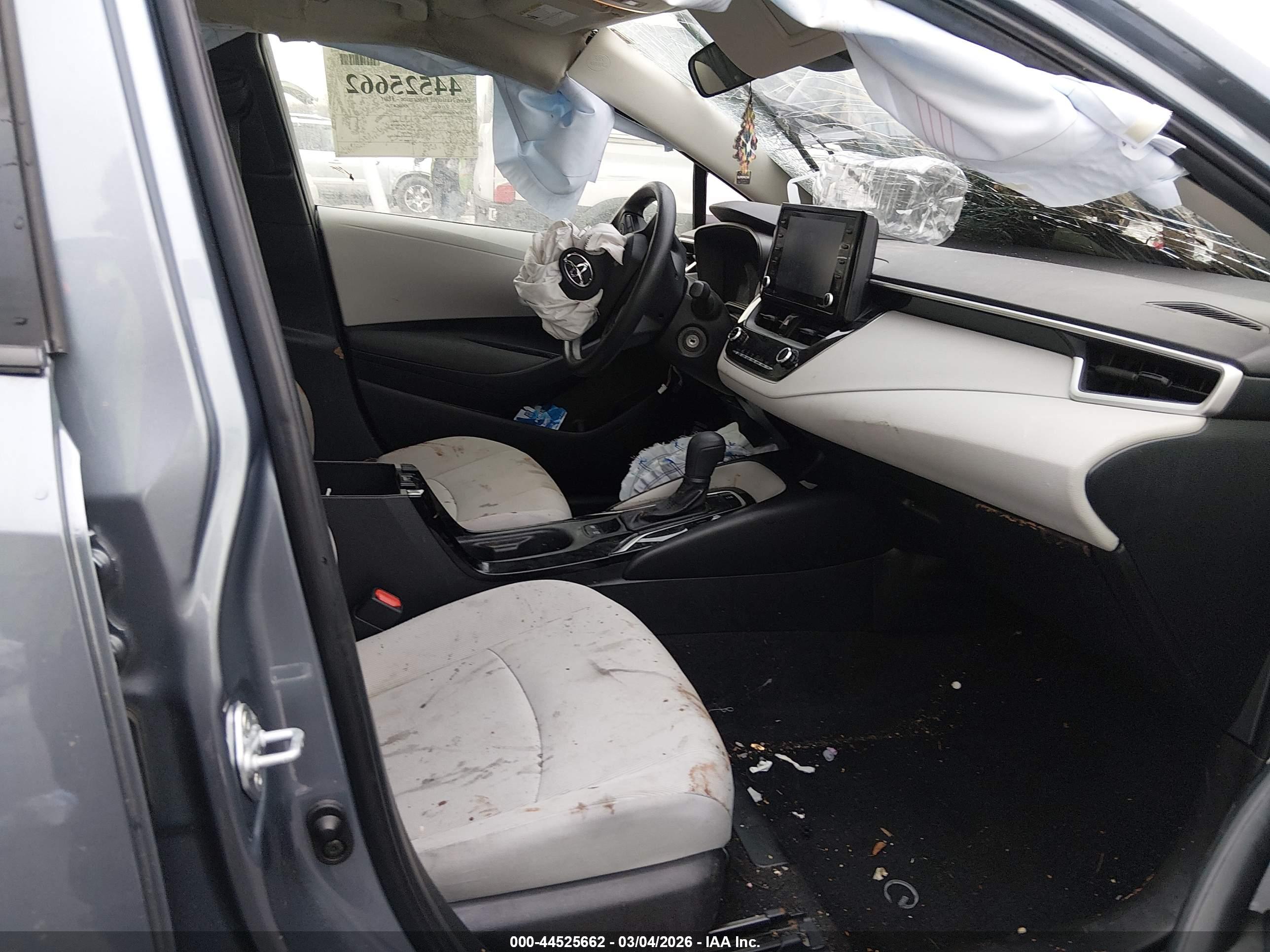 TOYOTA COROLLA image 5