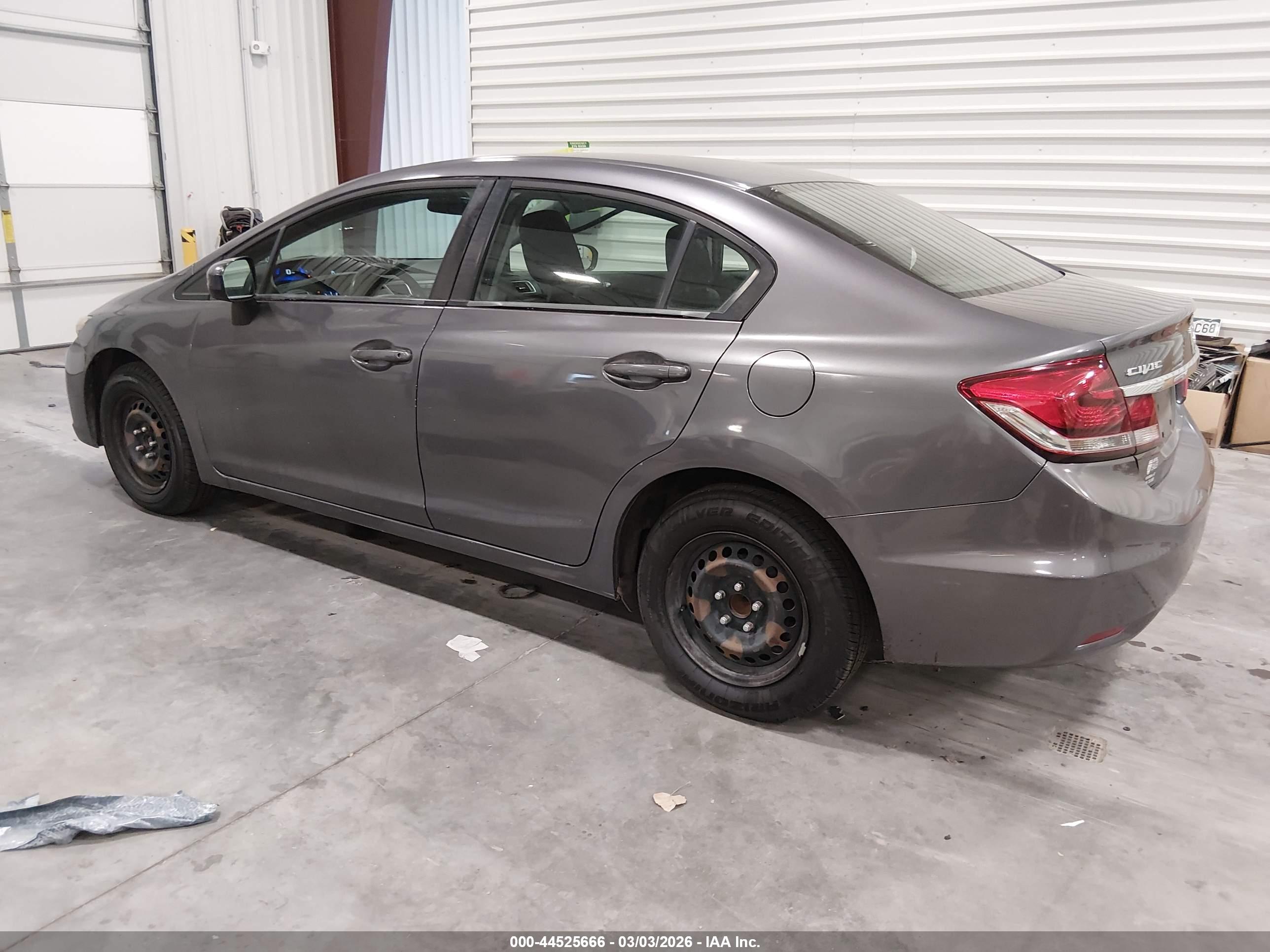 HONDA CIVIC image 3