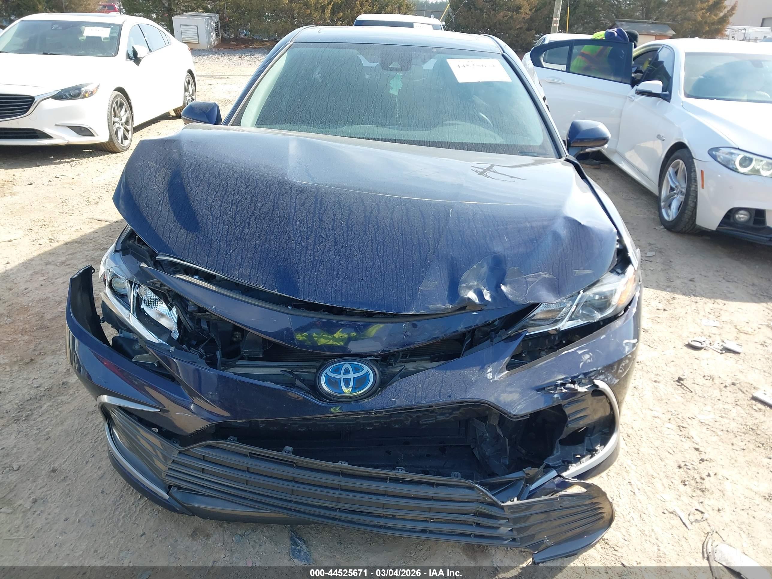 TOYOTA CAMRY image 6