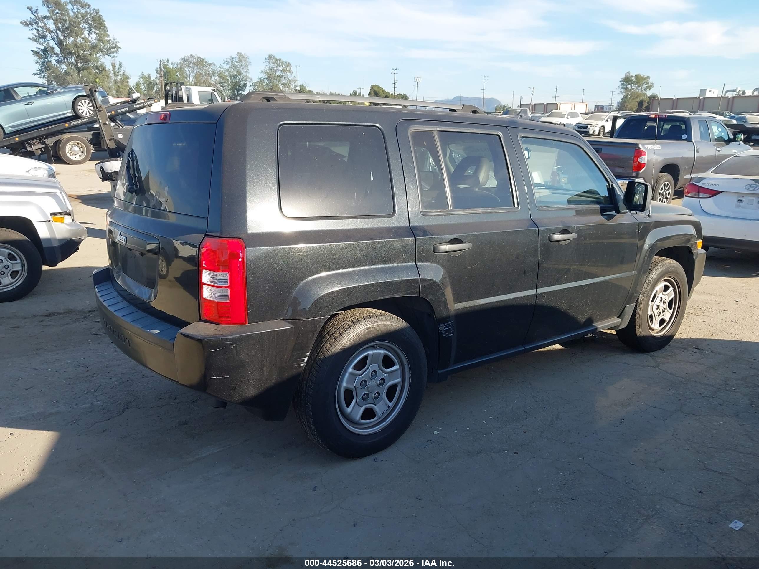 JEEP PATRIOT image 4