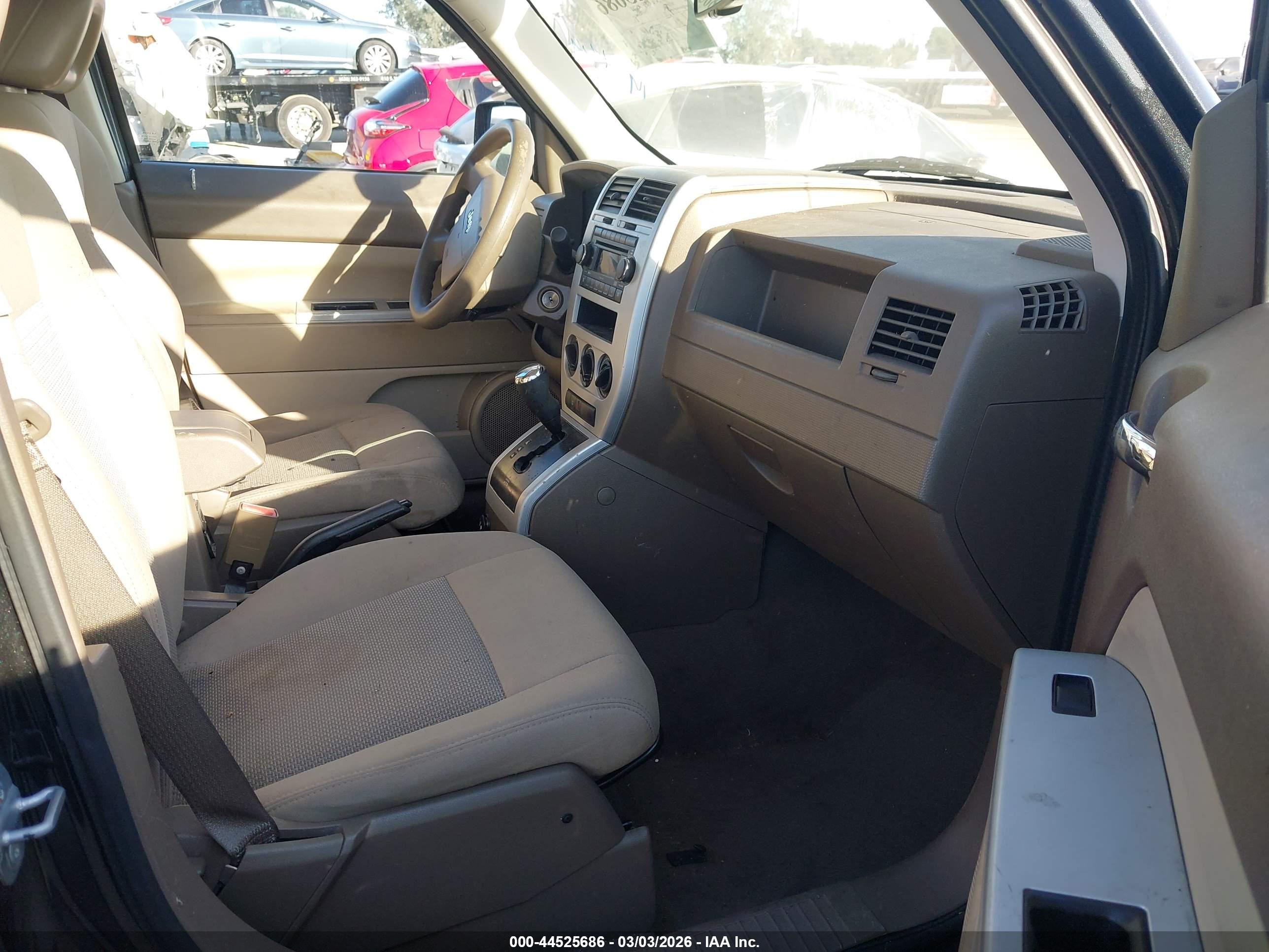 JEEP PATRIOT image 5