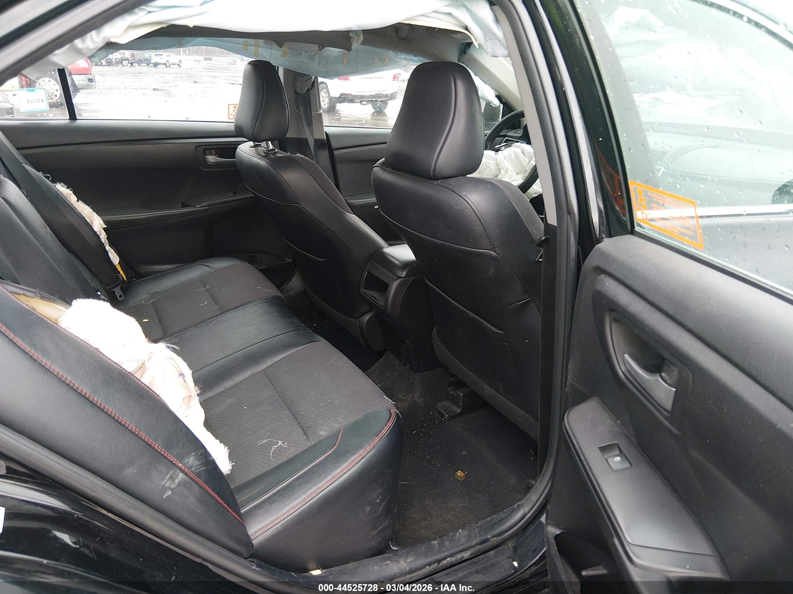 TOYOTA CAMRY image 8
