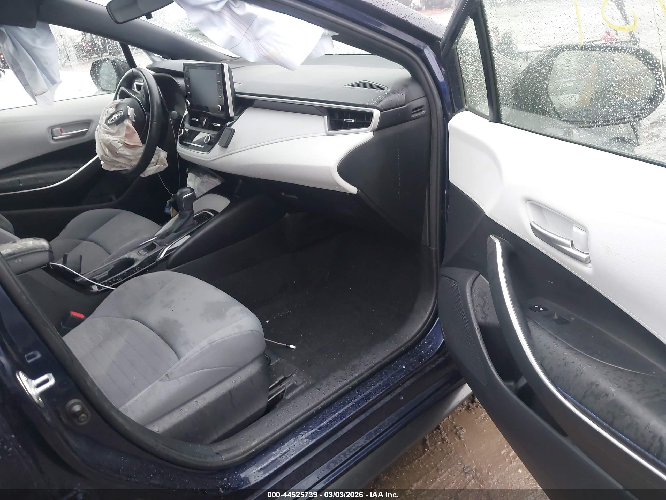 TOYOTA COROLLA image 5