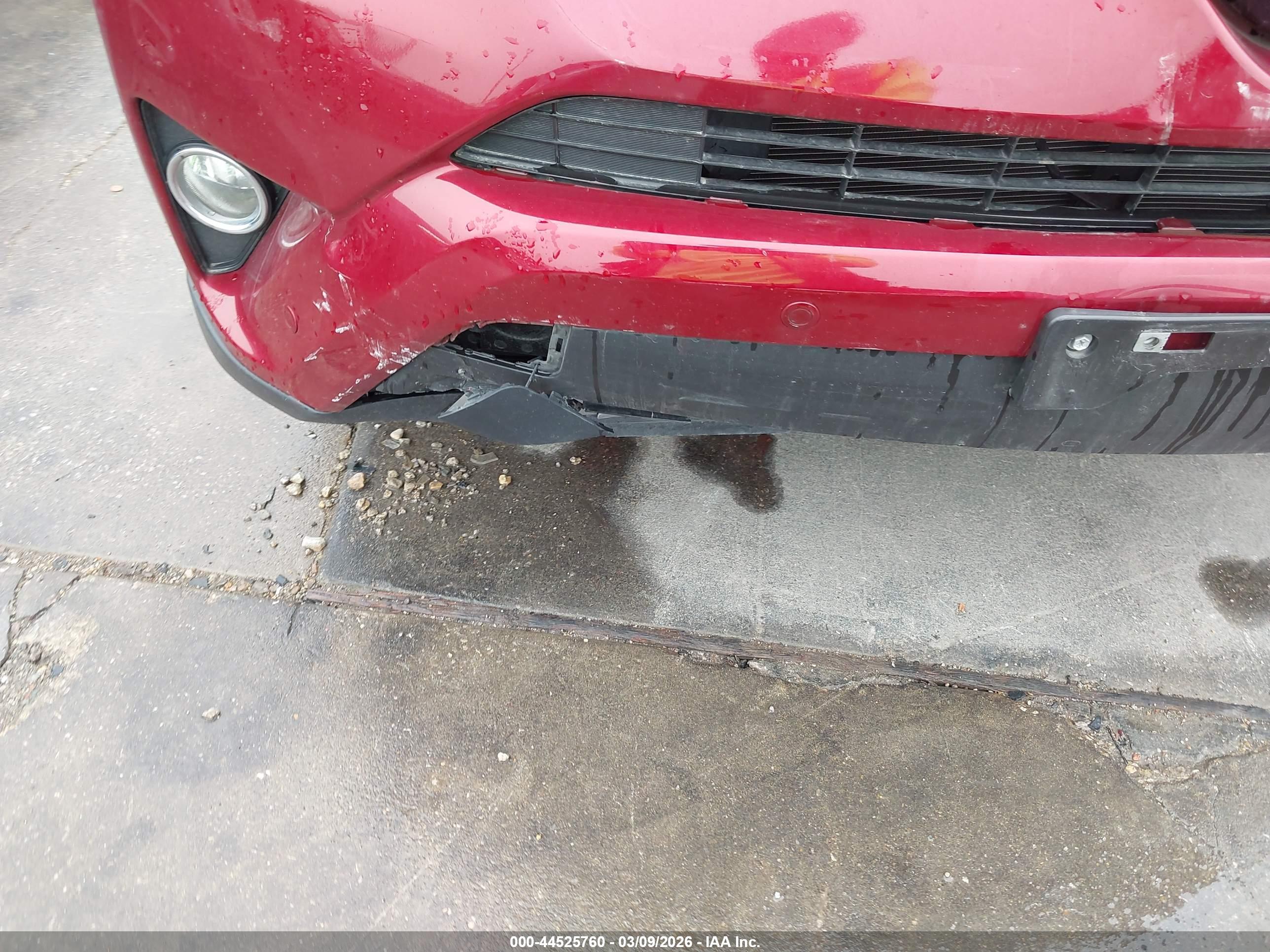 TOYOTA RAV4 image 6